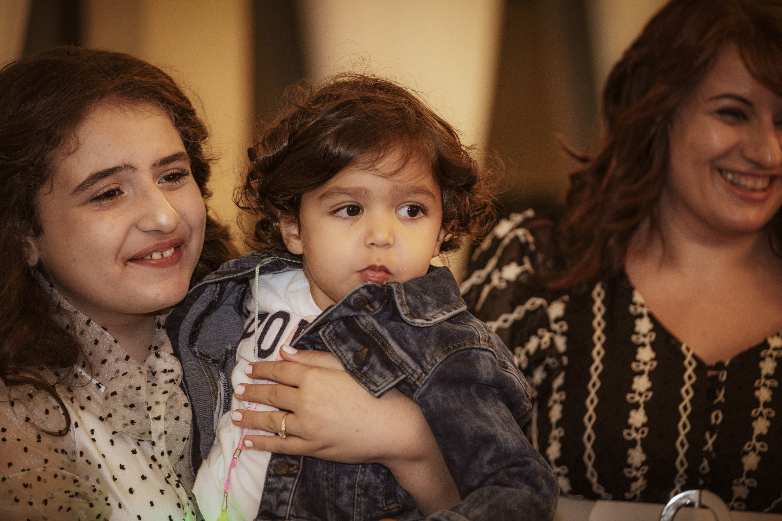 Birthday party. Middle East Photo Agency — Weddings, Bar & Bat Mitzvahs, Brit Milah, Theater, Magnets, Portraits