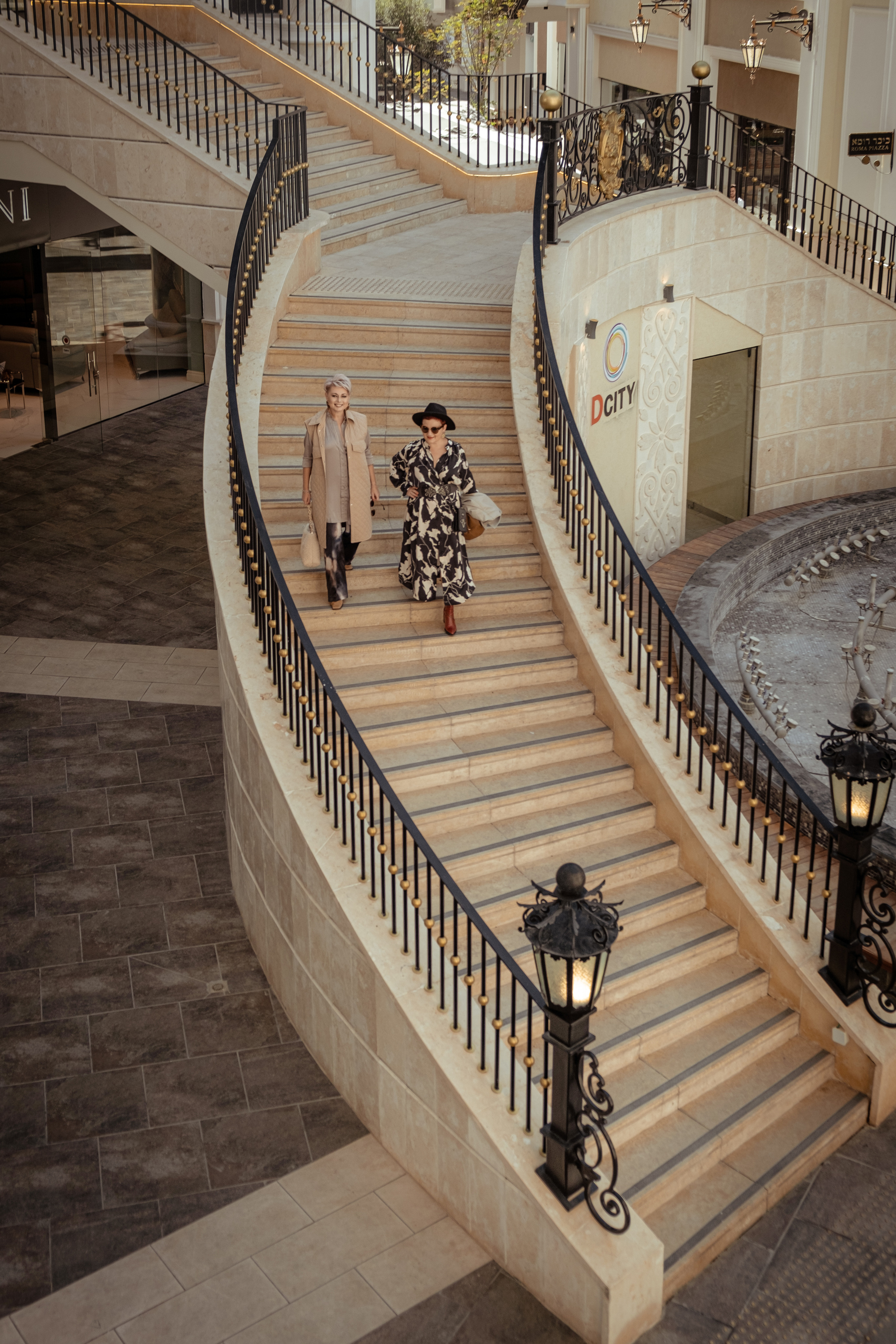 Venezia Modiin. Middle East Photo Agency סוכנות צילום המזרח התיכון — צילום מקצועי והדפסת מגנטים לאירועים