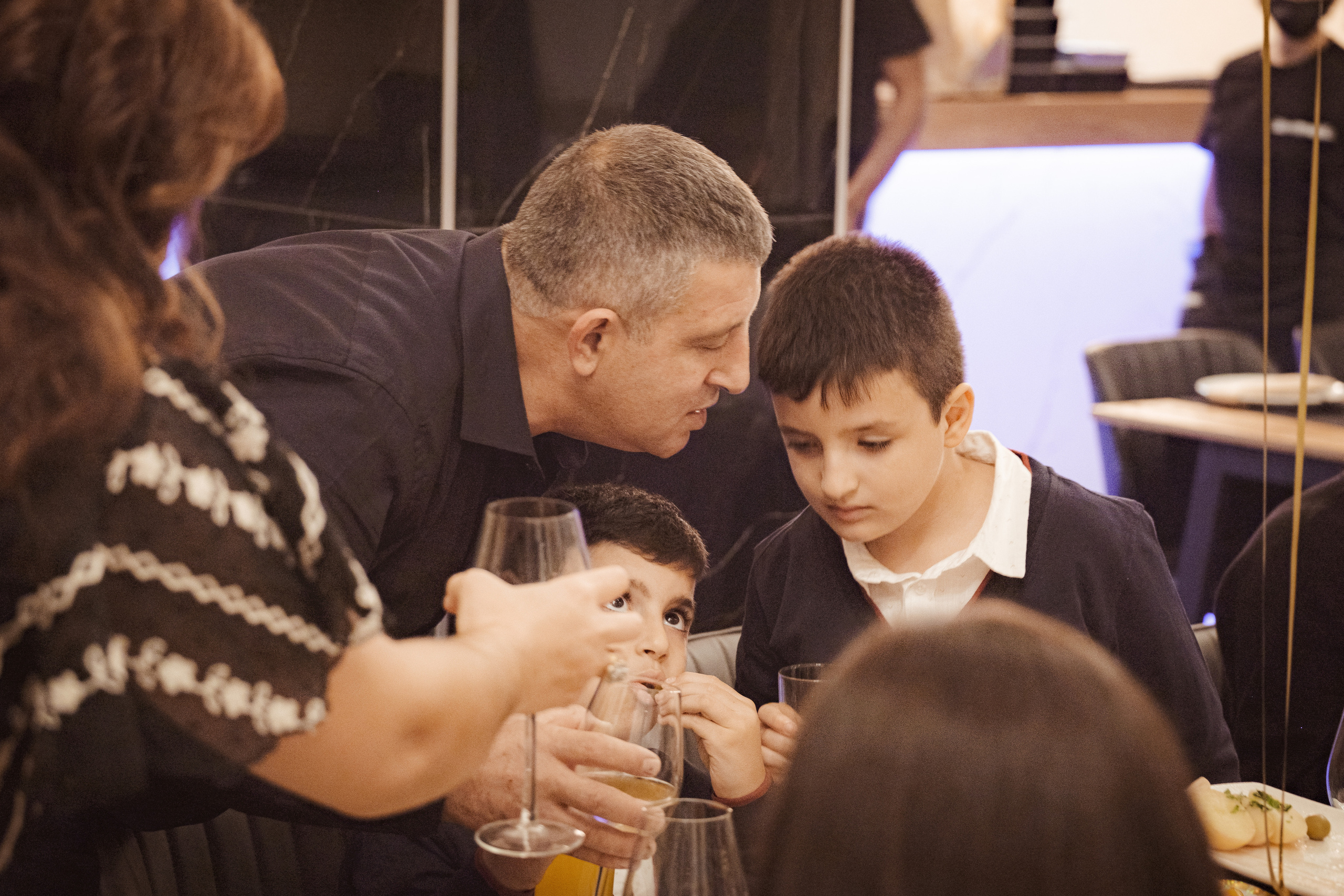 Birthday. Middle East Photo Agency סוכנות צילום המזרח התיכון — צילום מקצועי והדפסת מגנטים לאירועים