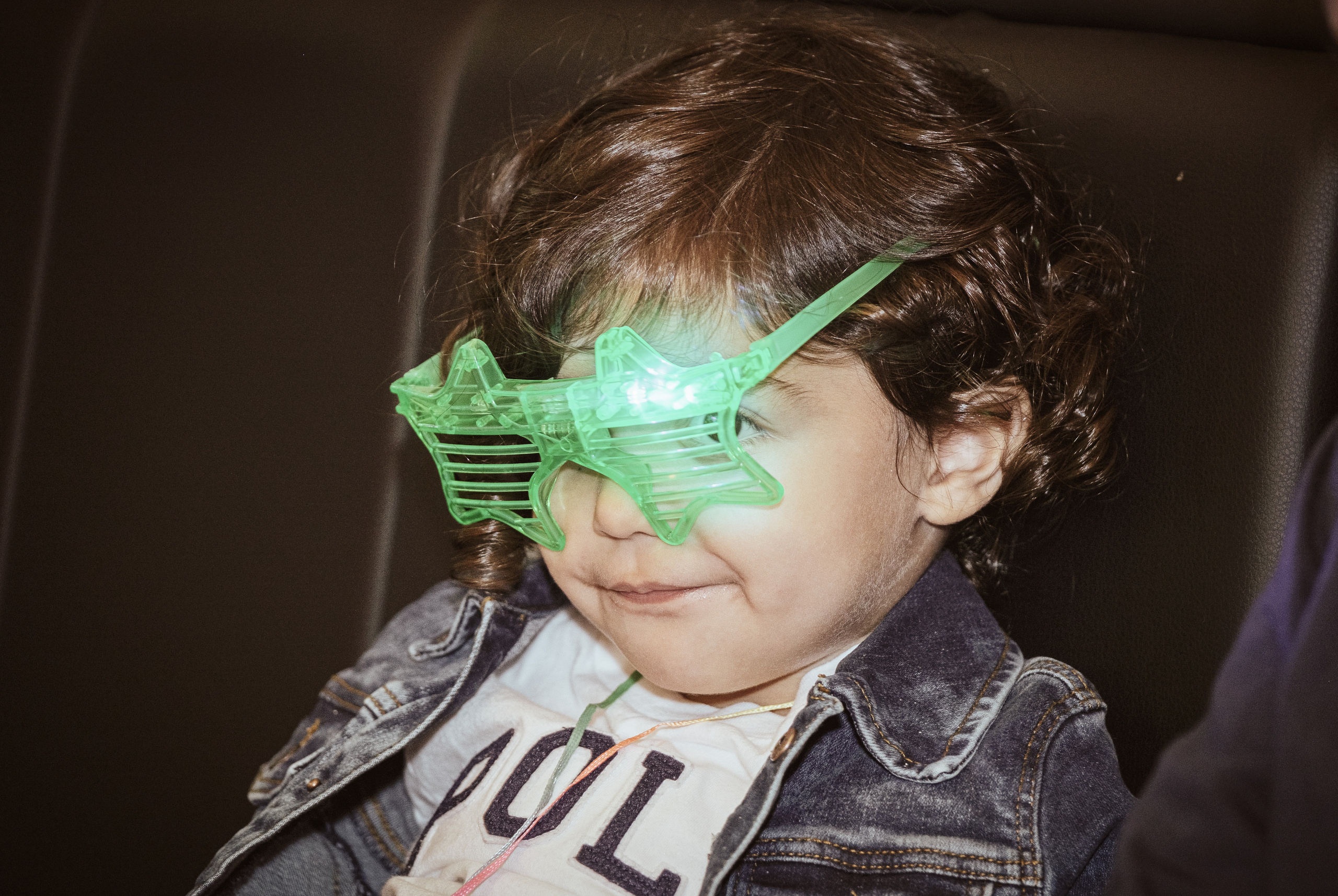 Birthday. Middle East Photo Agency סוכנות צילום המזרח התיכון — צילום מקצועי והדפסת מגנטים לאירועים