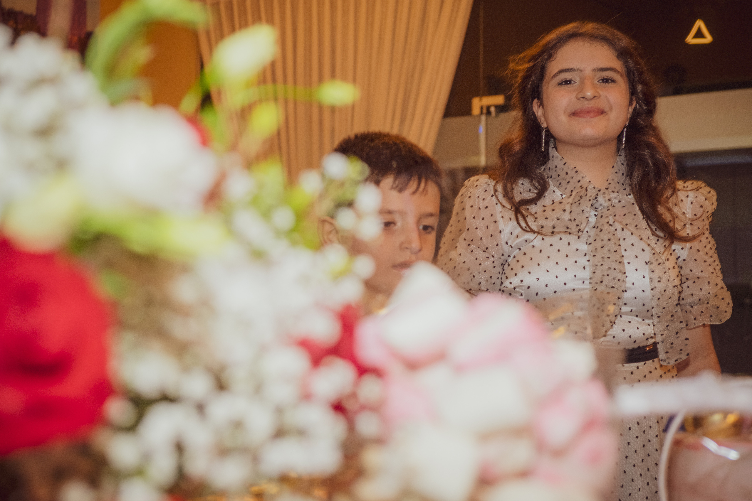 Birthday party. Middle East Photo Agency — Weddings, Bar & Bat Mitzvahs, Brit Milah, Theater, Magnets, Portraits