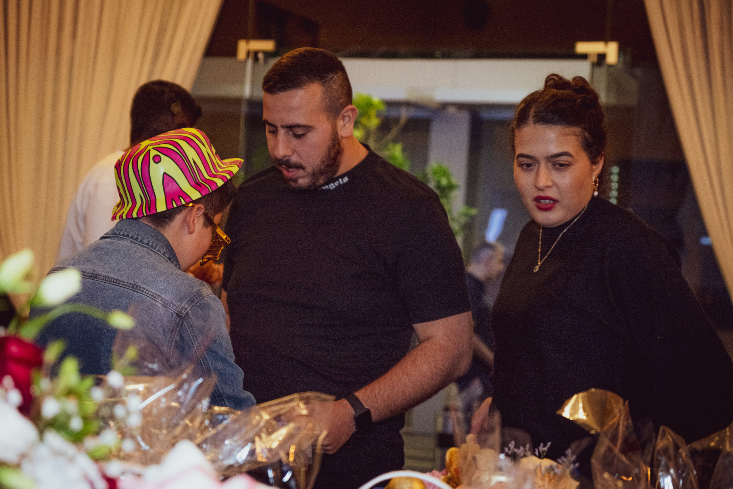 Birthday party. Middle East Photo Agency — Weddings, Bar & Bat Mitzvahs, Brit Milah, Theater, Magnets, Portraits