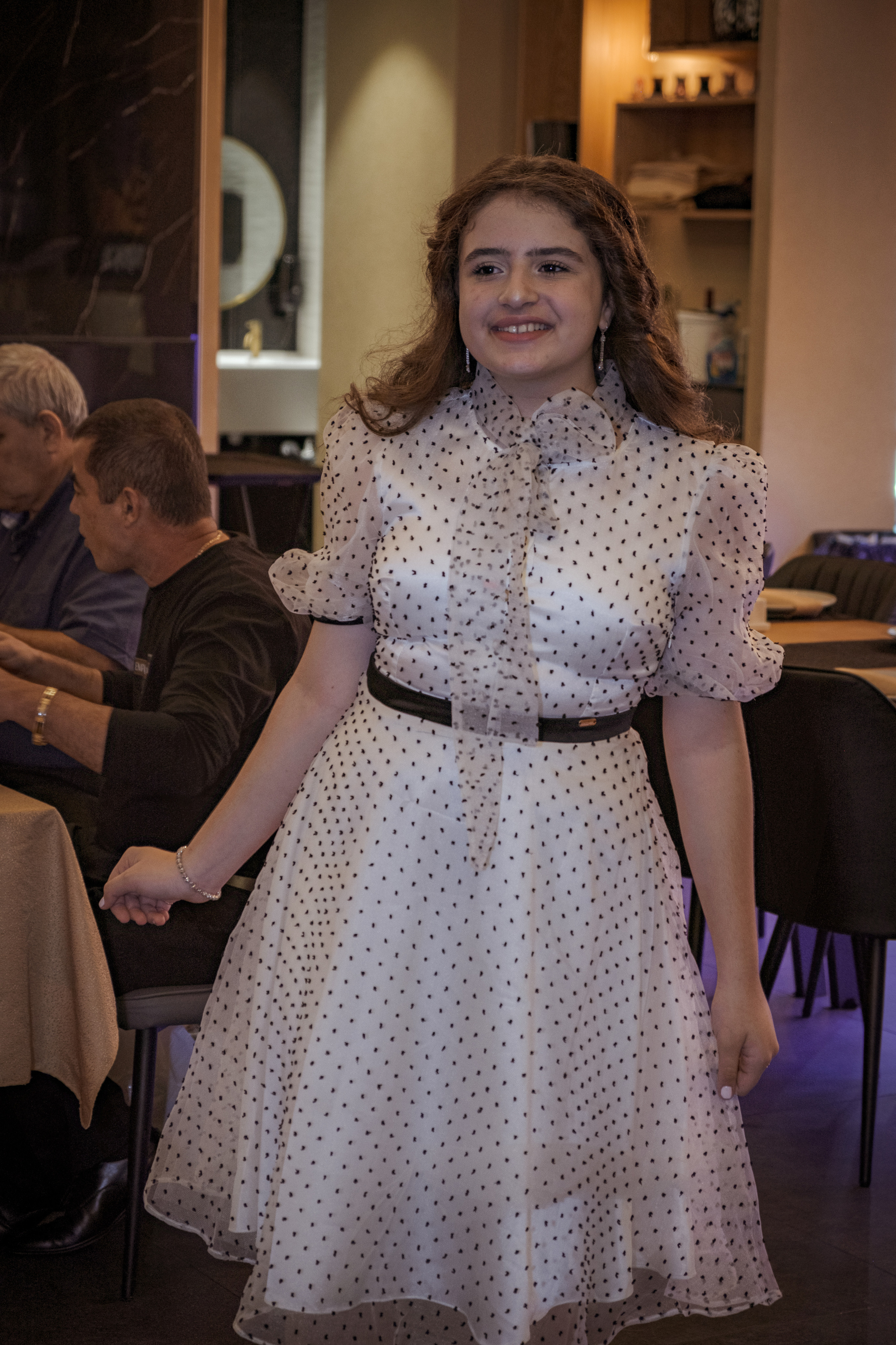 Birthday party. Middle East Photo Agency — Weddings, Bar & Bat Mitzvahs, Brit Milah, Theater, Magnets, Portraits