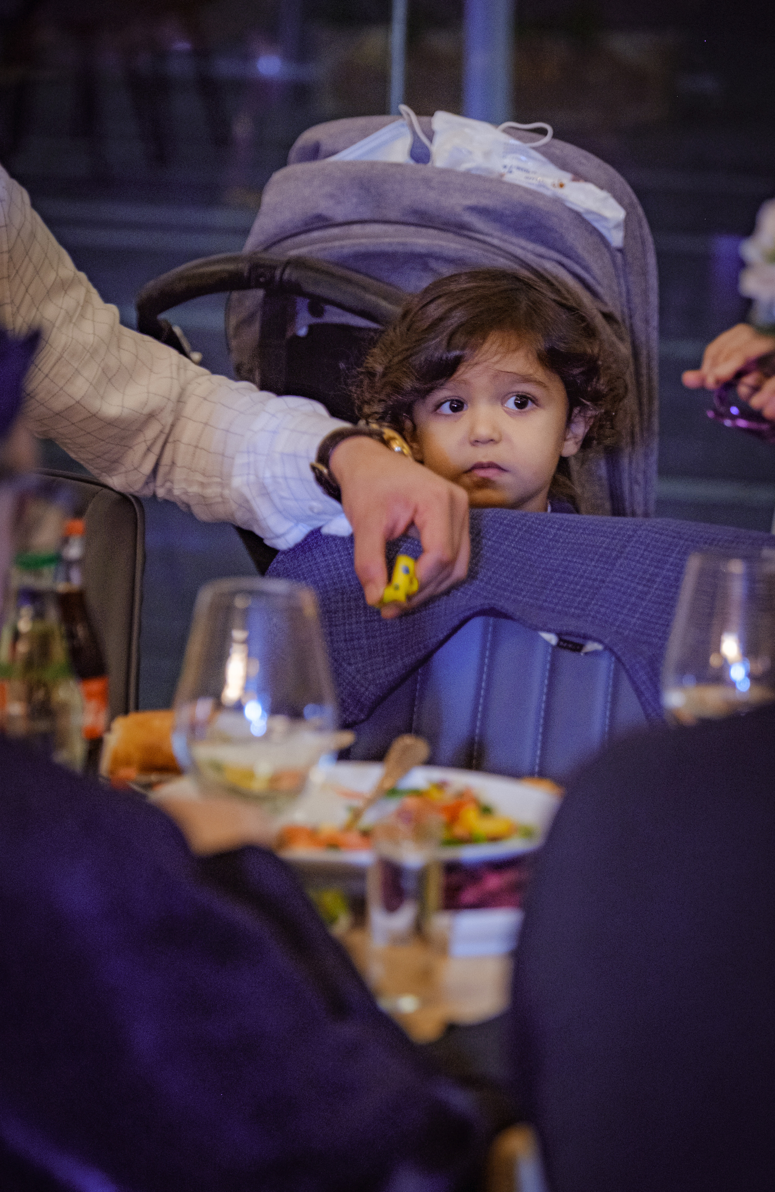 Birthday party. Middle East Photo Agency — Weddings, Bar & Bat Mitzvahs, Brit Milah, Theater, Magnets, Portraits