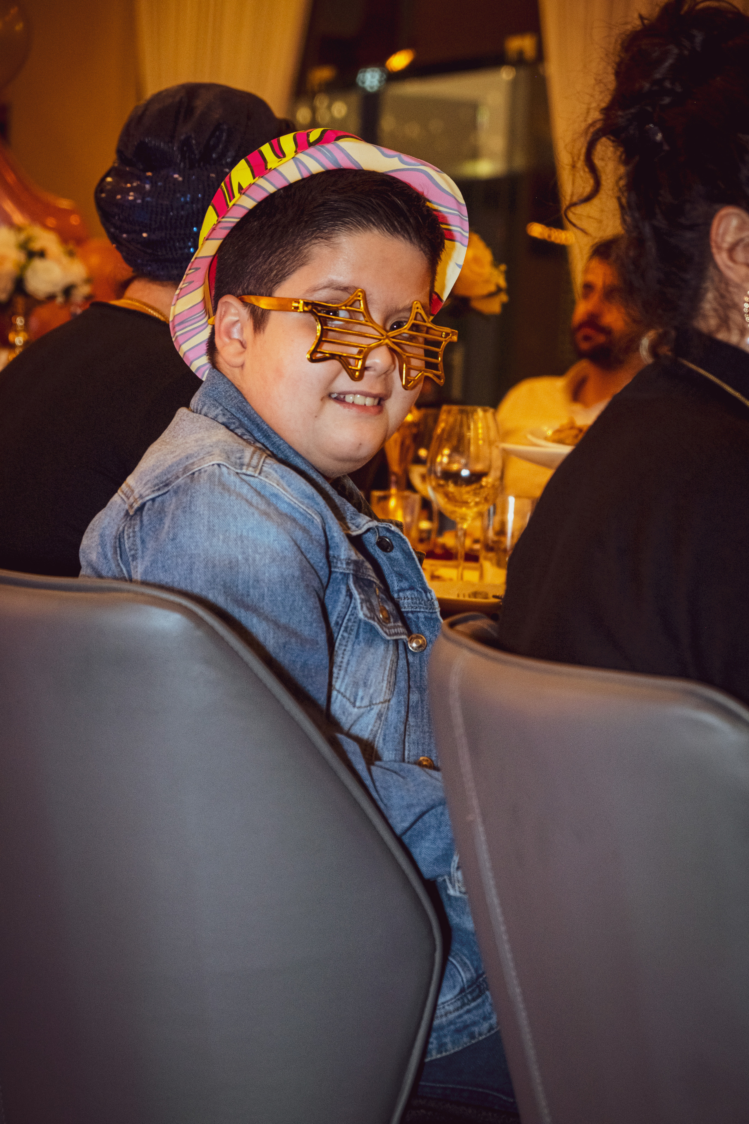 Birthday party. Middle East Photo Agency — Weddings, Bar & Bat Mitzvahs, Brit Milah, Theater, Magnets, Portraits