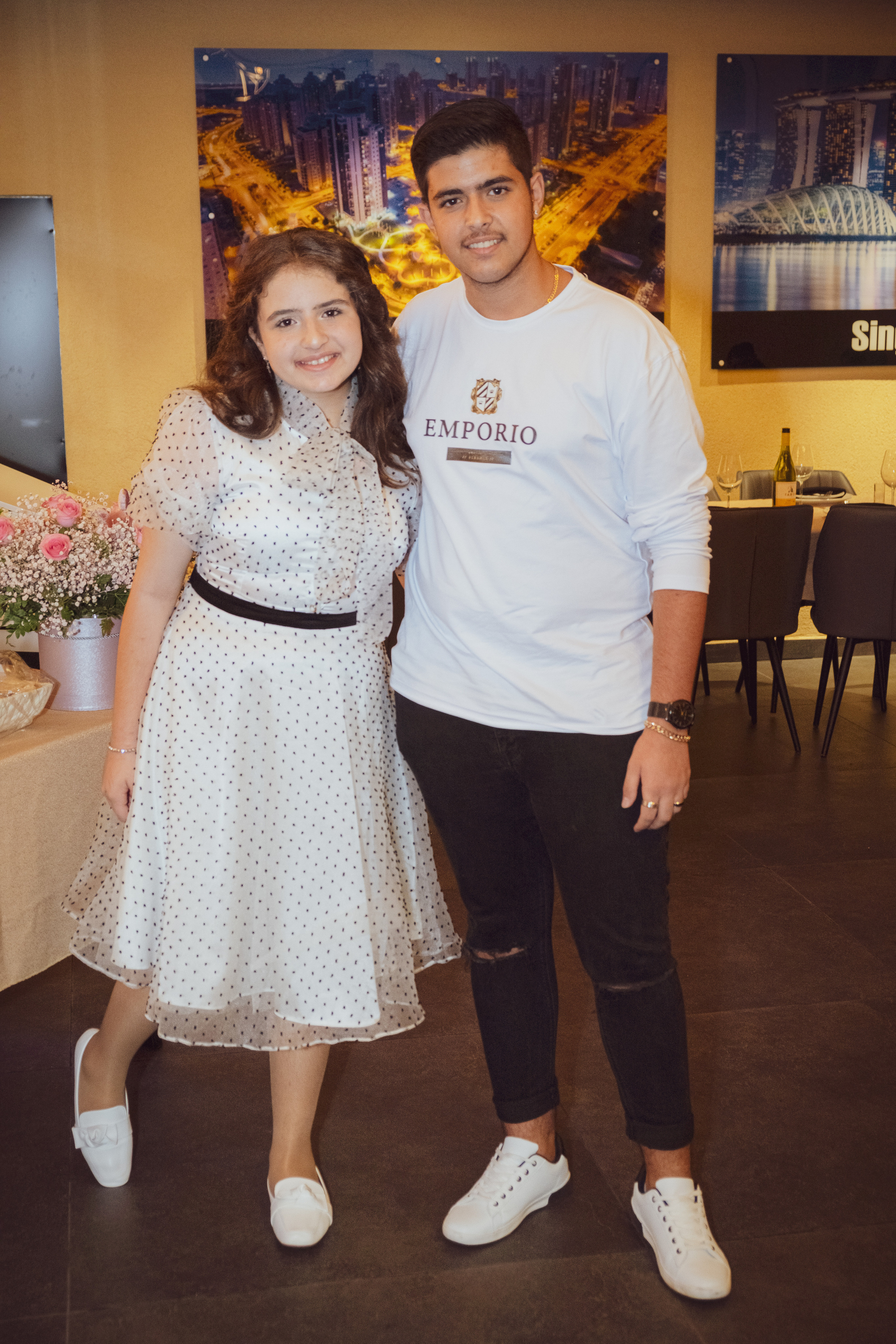 Birthday. Middle East Photo Agency סוכנות צילום המזרח התיכון — צילום מקצועי והדפסת מגנטים לאירועים