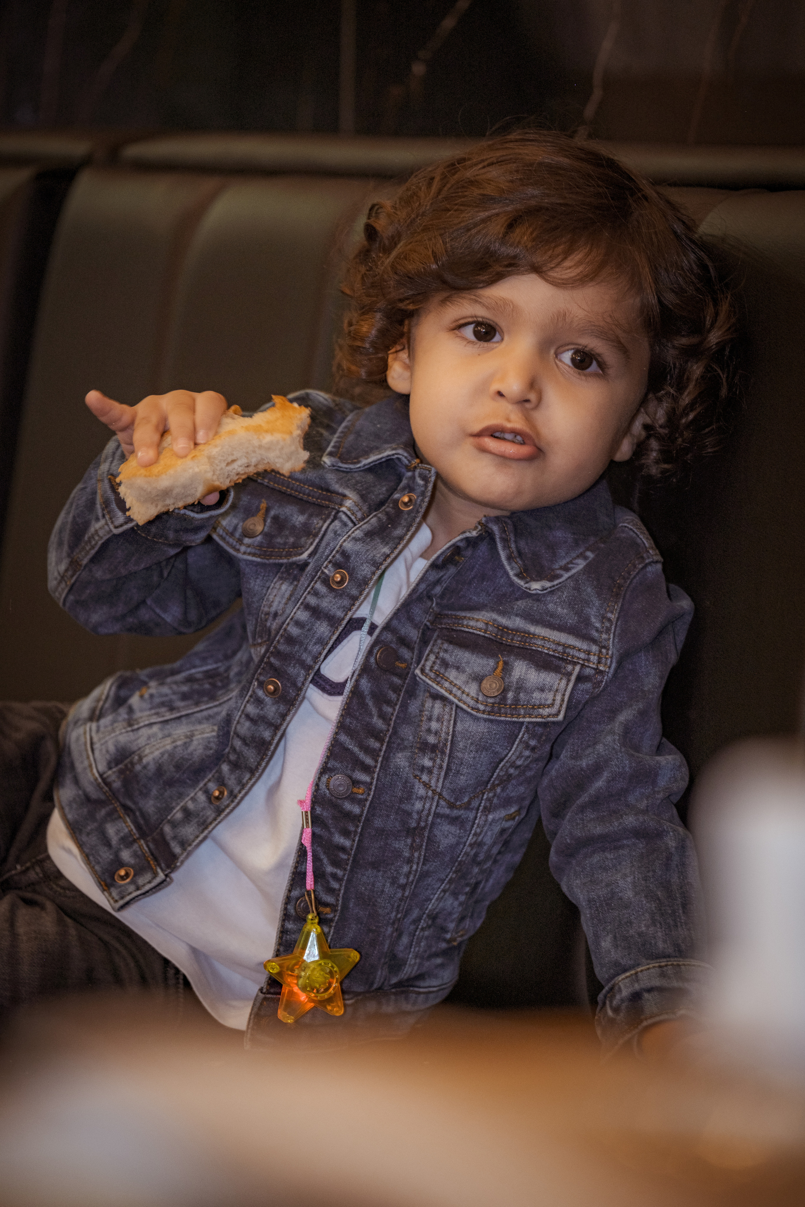 Birthday party. Middle East Photo Agency — Weddings, Bar & Bat Mitzvahs, Brit Milah, Theater, Magnets, Portraits