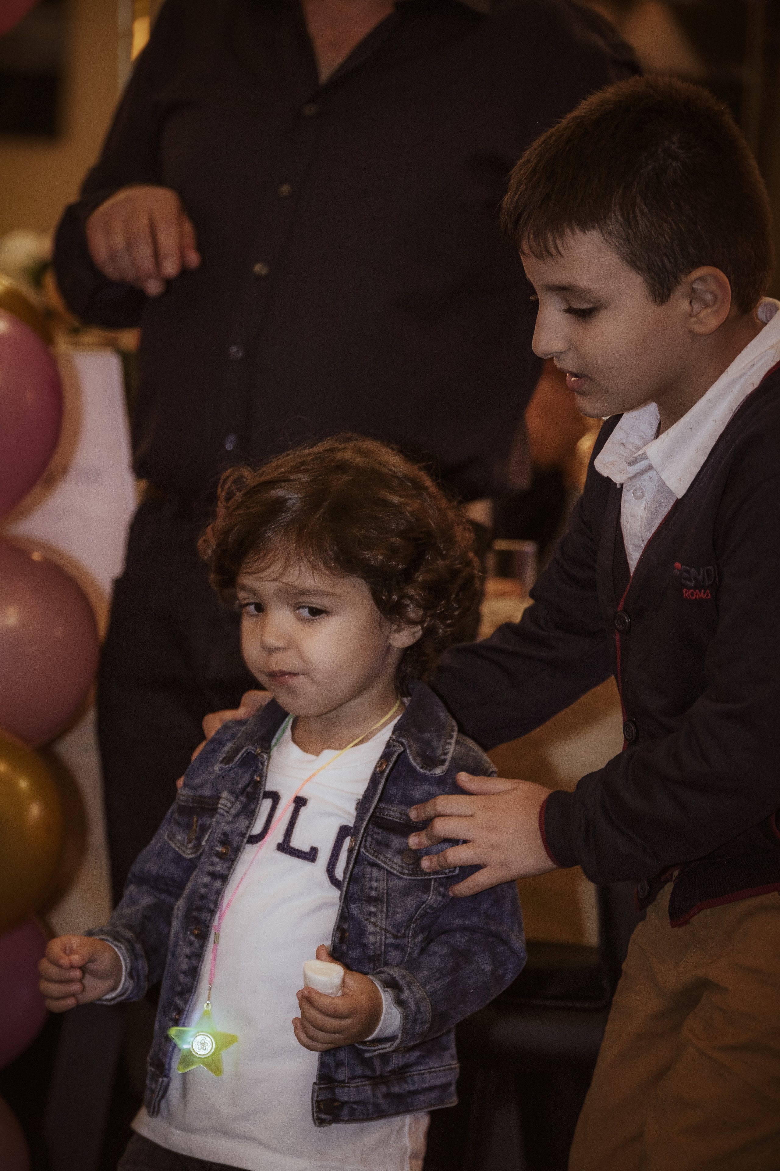 Birthday party. Middle East Photo Agency — Weddings, Bar & Bat Mitzvahs, Brit Milah, Theater, Magnets, Portraits