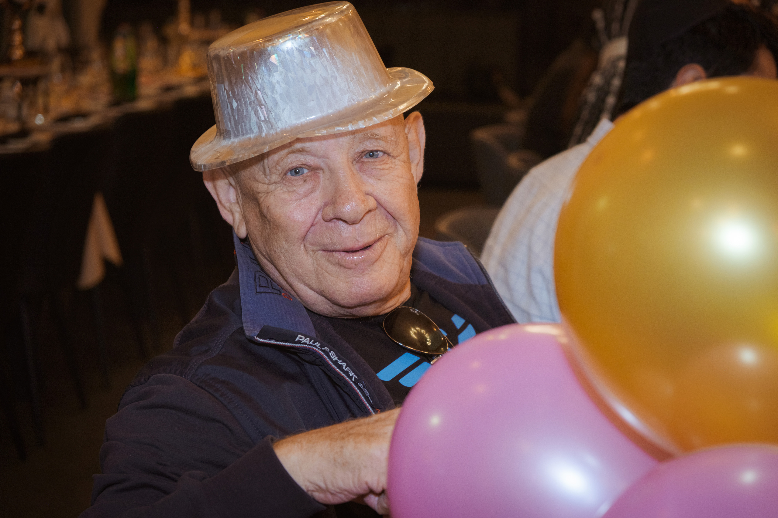 Birthday. Middle East Photo Agency סוכנות צילום המזרח התיכון — צילום מקצועי והדפסת מגנטים לאירועים