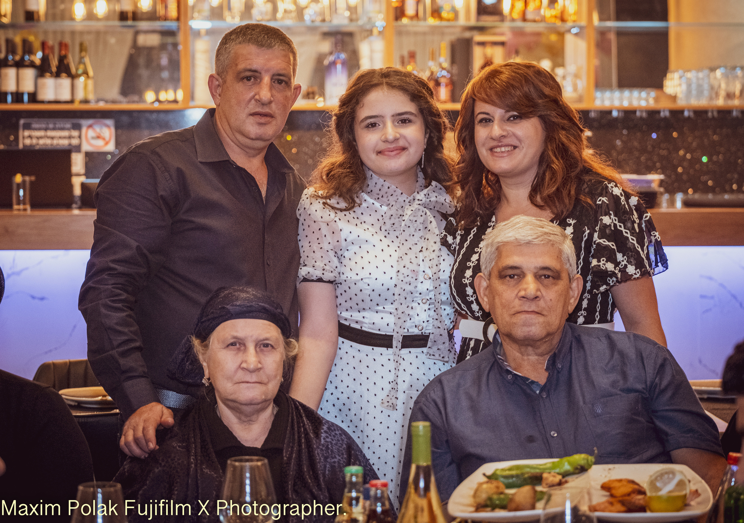 Birthday party. Middle East Photo Agency — Weddings, Bar & Bat Mitzvahs, Brit Milah, Theater, Magnets, Portraits