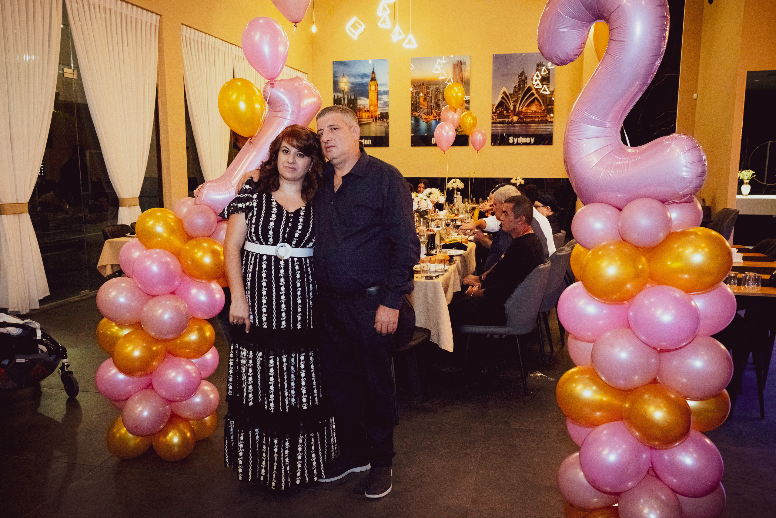 Birthday. Middle East Photo Agency סוכנות צילום המזרח התיכון — צילום מקצועי והדפסת מגנטים לאירועים