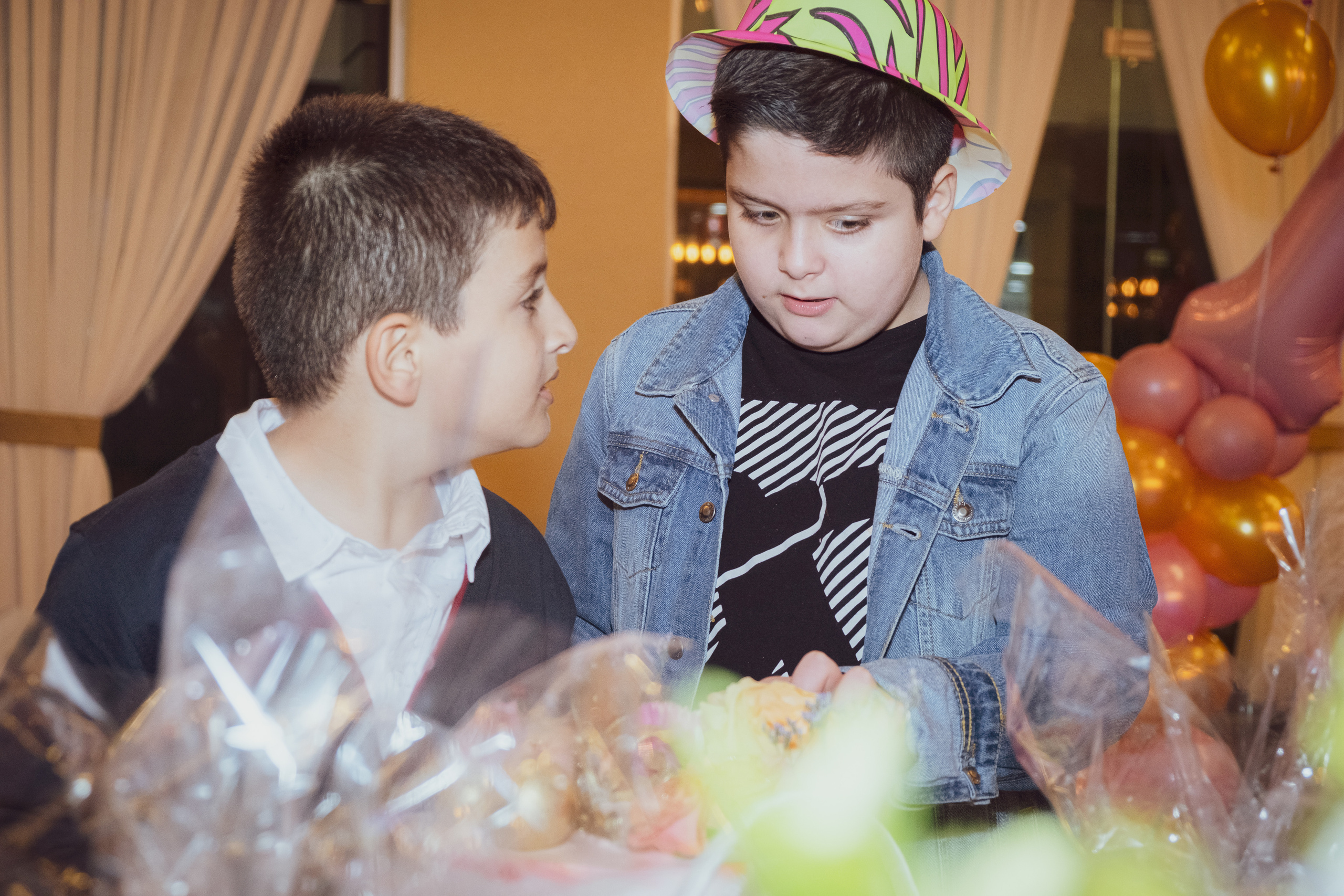 Birthday. Middle East Photo Agency סוכנות צילום המזרח התיכון — צילום מקצועי והדפסת מגנטים לאירועים