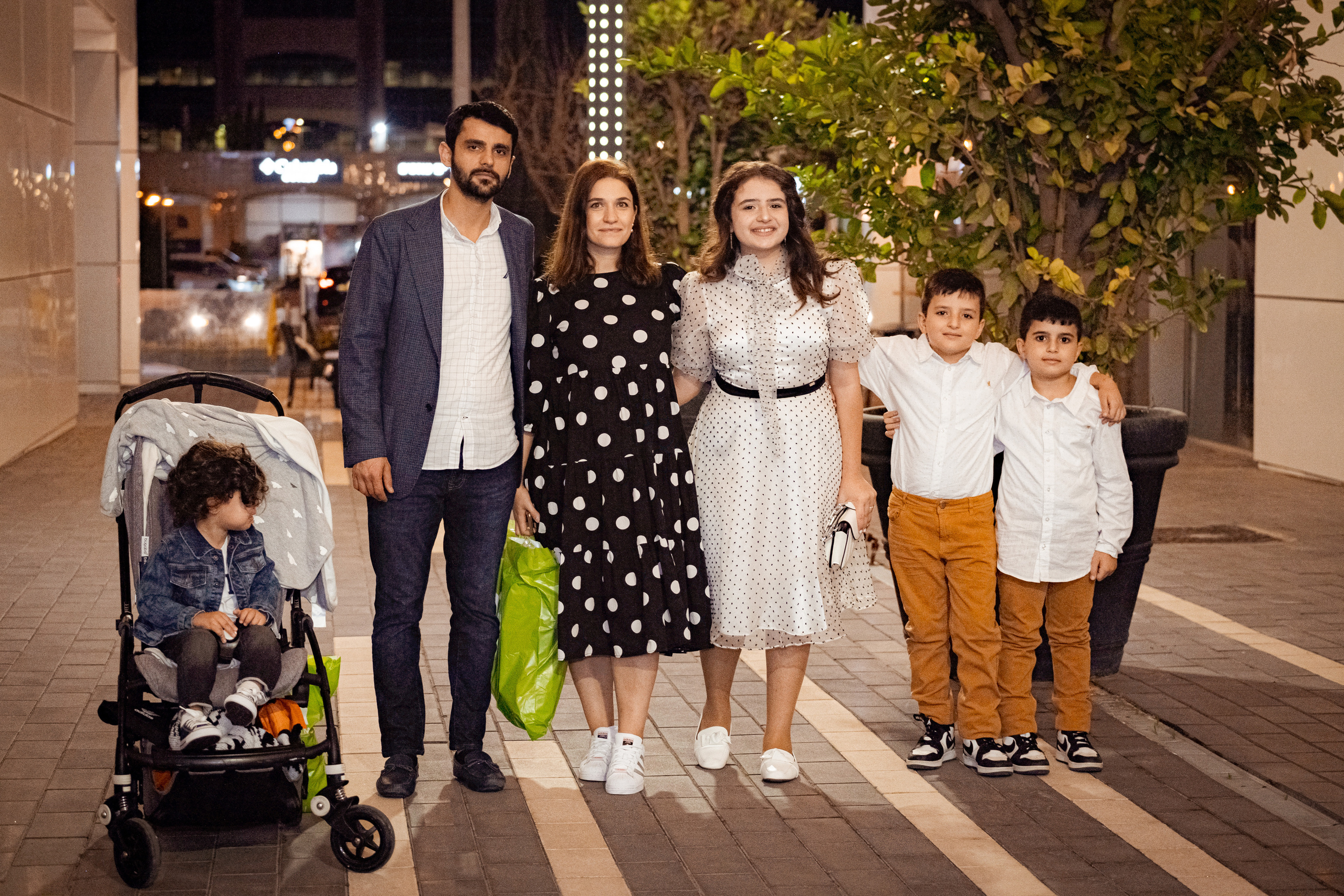 Birthday. Middle East Photo Agency סוכנות צילום המזרח התיכון — צילום מקצועי והדפסת מגנטים לאירועים