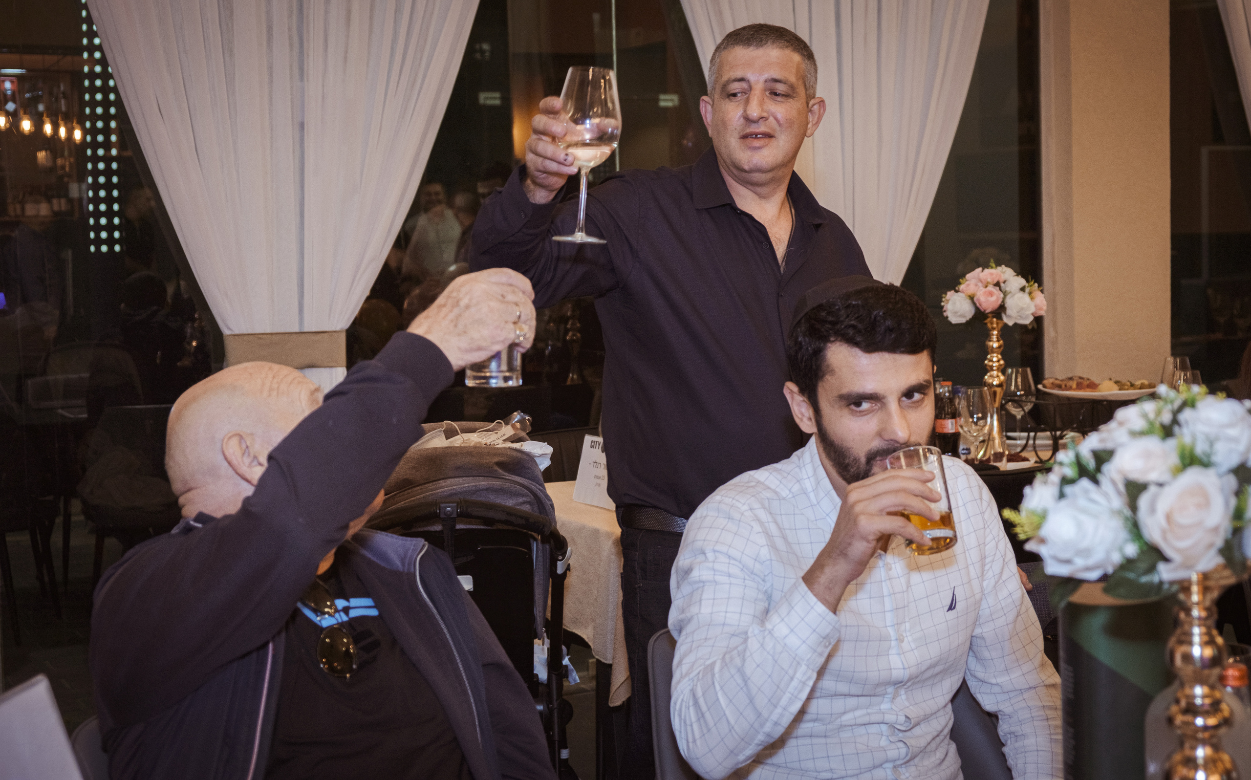 Birthday. Middle East Photo Agency סוכנות צילום המזרח התיכון — צילום מקצועי והדפסת מגנטים לאירועים