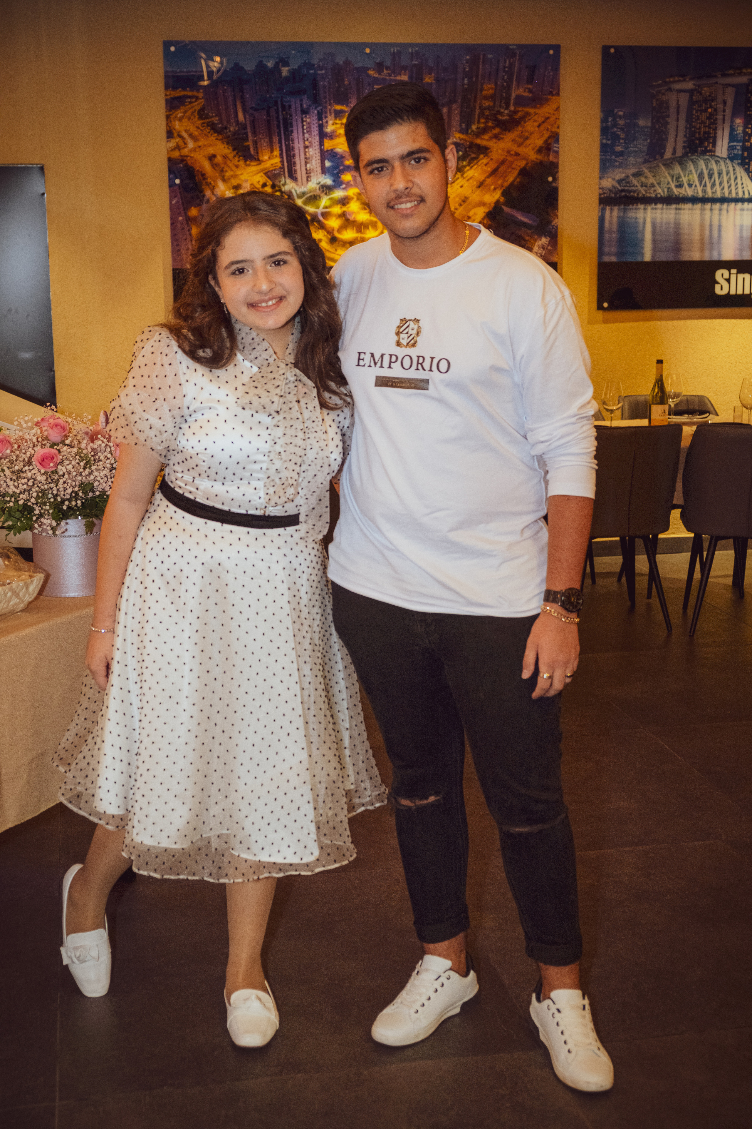 Birthday party. Middle East Photo Agency — Weddings, Bar & Bat Mitzvahs, Brit Milah, Theater, Magnets, Portraits