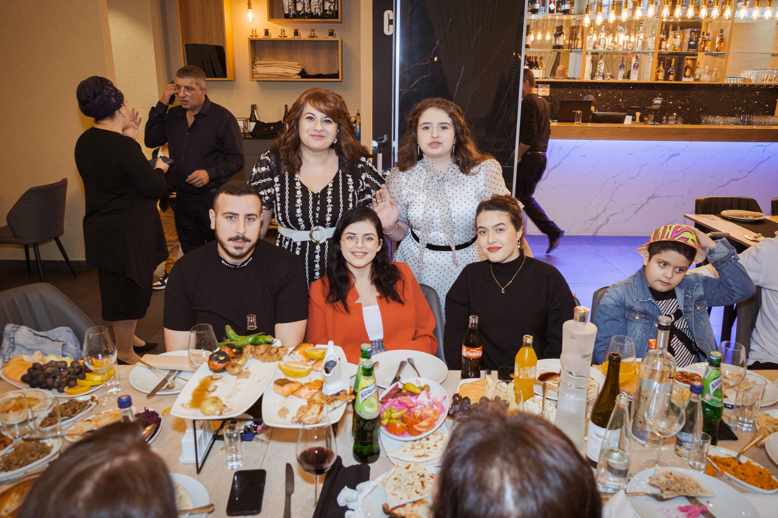 Birthday. Middle East Photo Agency סוכנות צילום המזרח התיכון — צילום מקצועי והדפסת מגנטים לאירועים