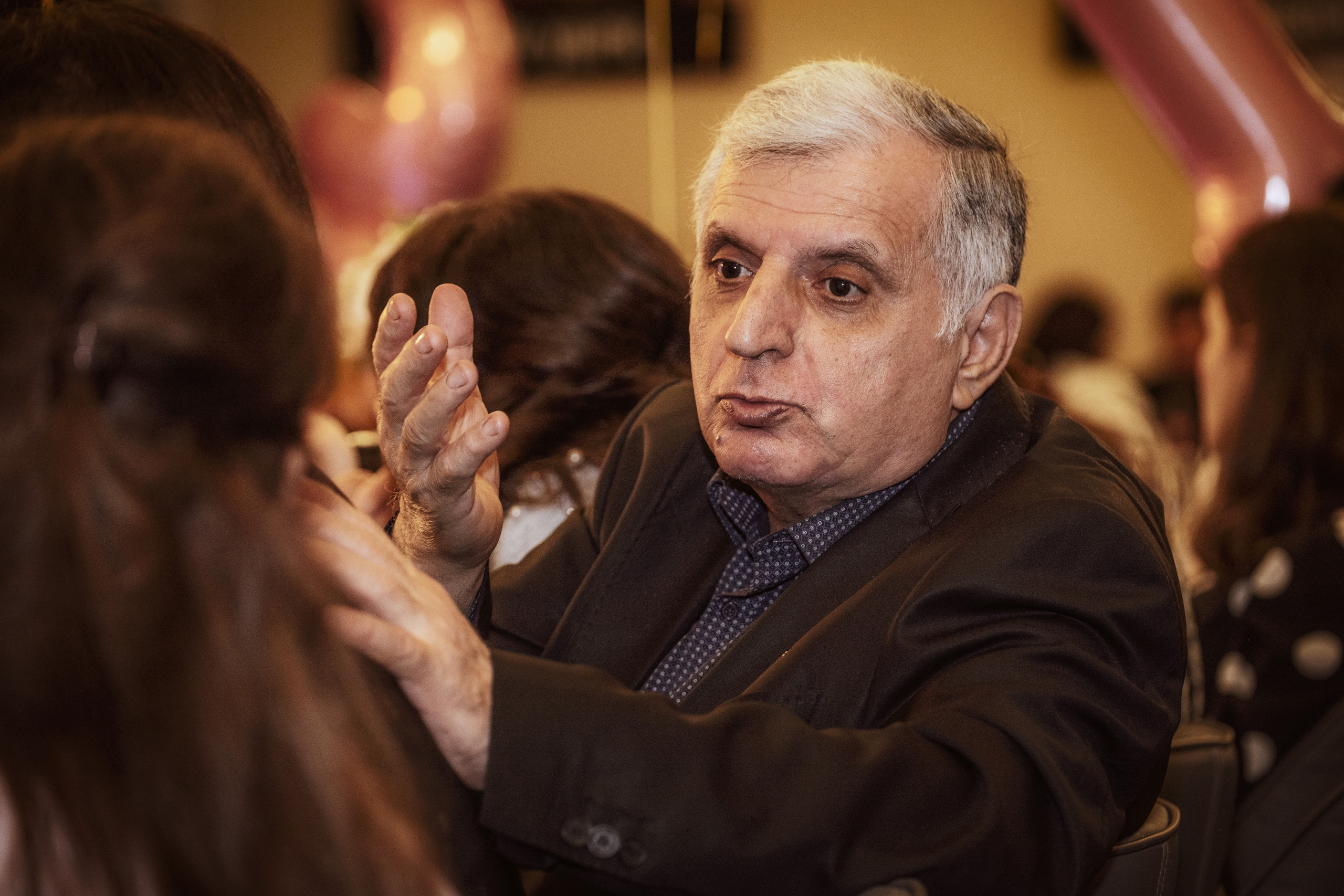 Birthday party. Middle East Photo Agency — Weddings, Bar & Bat Mitzvahs, Brit Milah, Theater, Magnets, Portraits