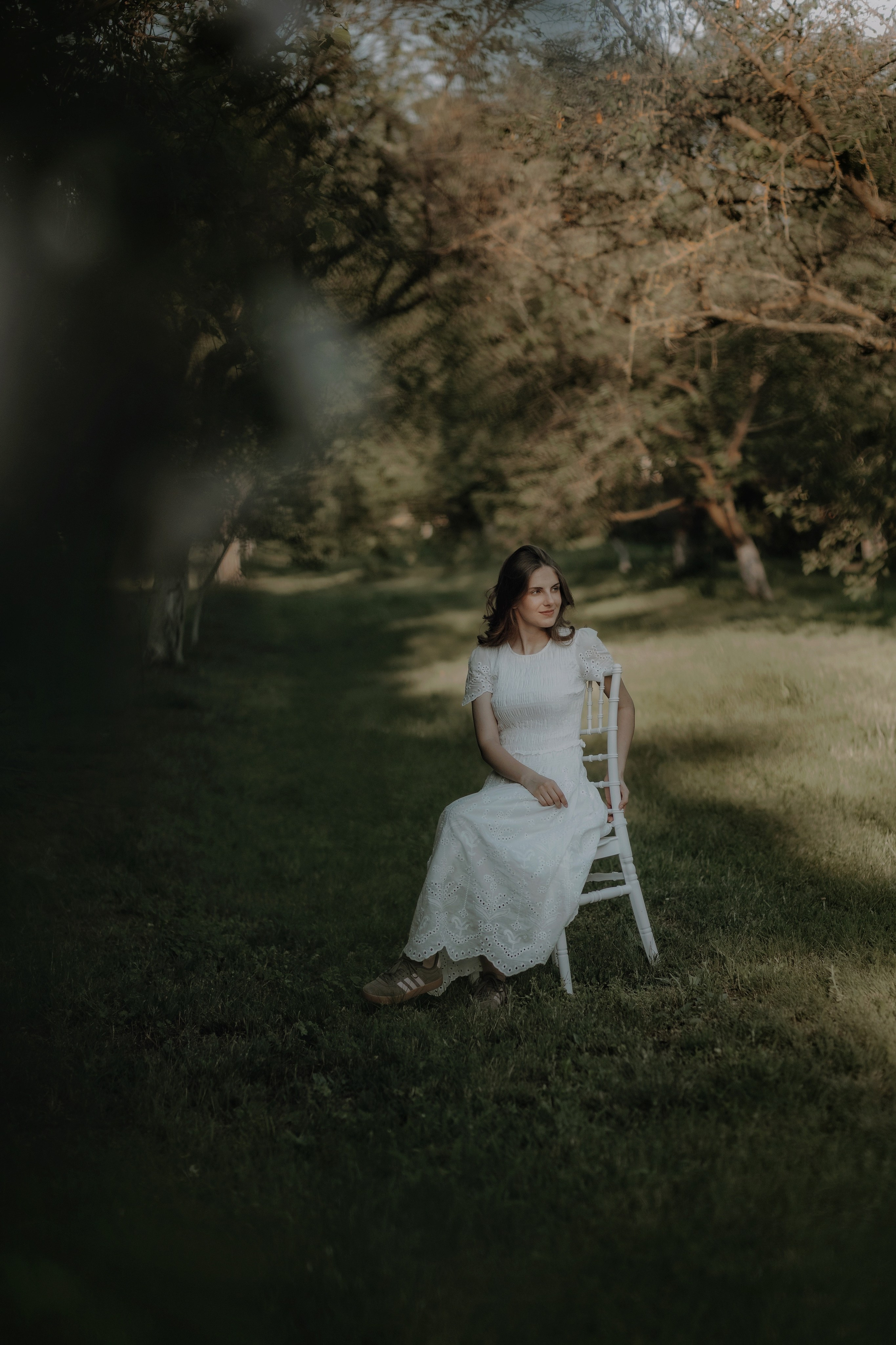 Sarah și liniștea unui sfârșit de zi. Emotions Photo Art