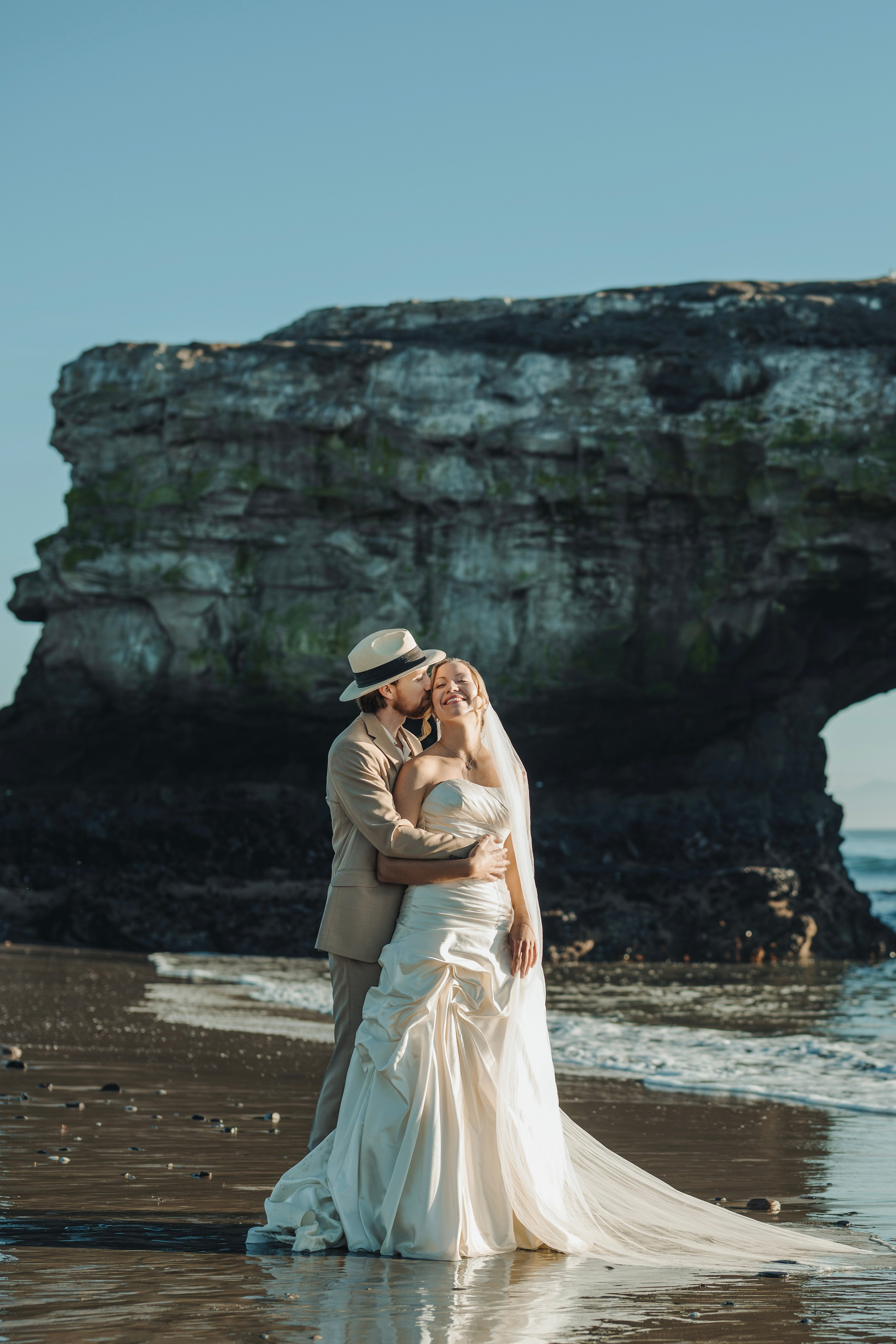 Coastal Elopement in Santa Cruz & Monterey. Wedding & Elopement Photographers in California