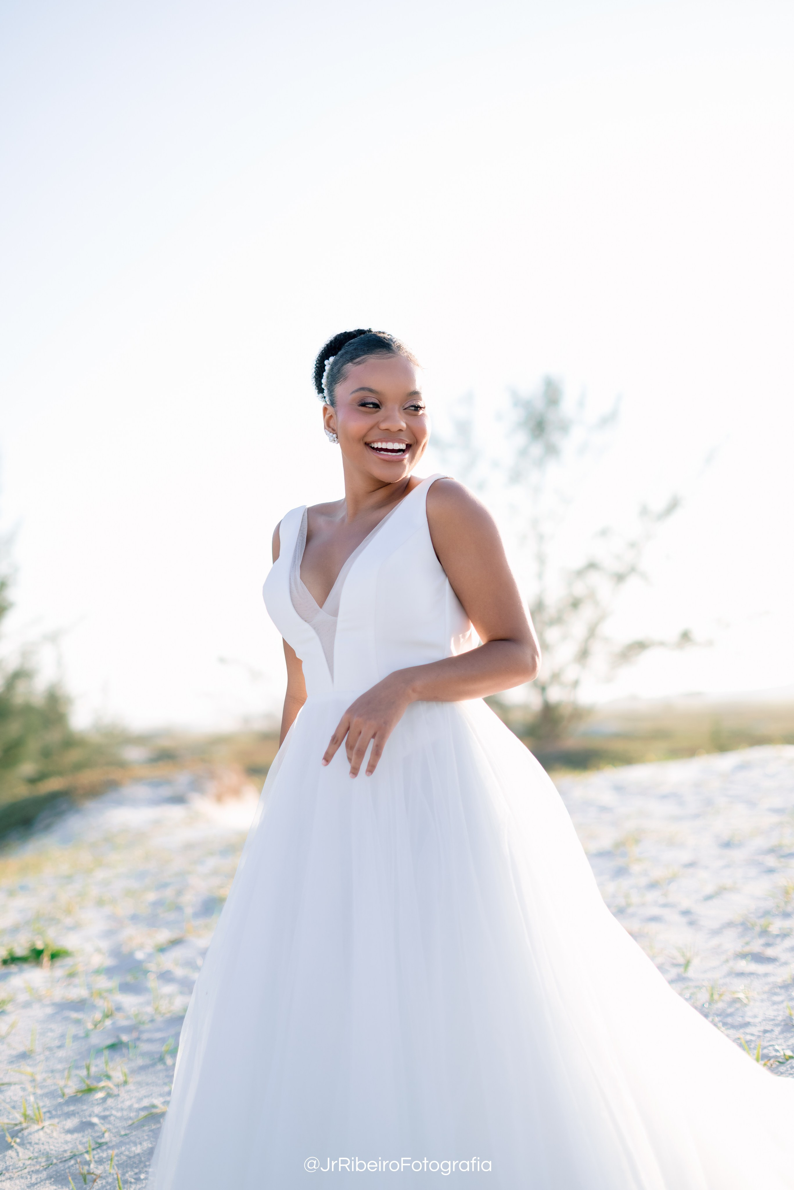 Véu & Mar | Editorial. Junior Ribeiro Fotografia