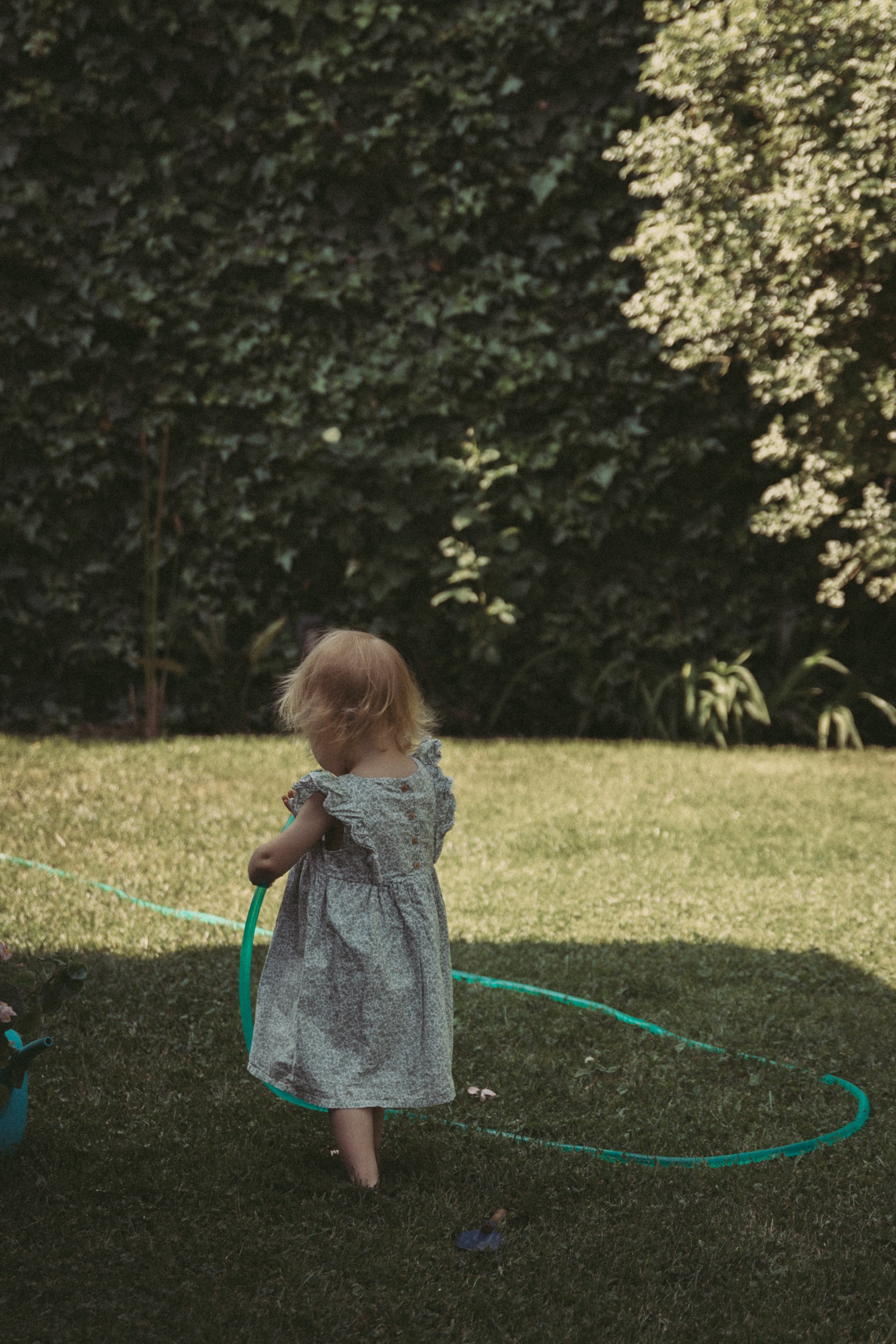 Sesión de fotos familiar en casa — Momentos reales y acogedores. Photographer in Santiago, Chile Anna Almazova