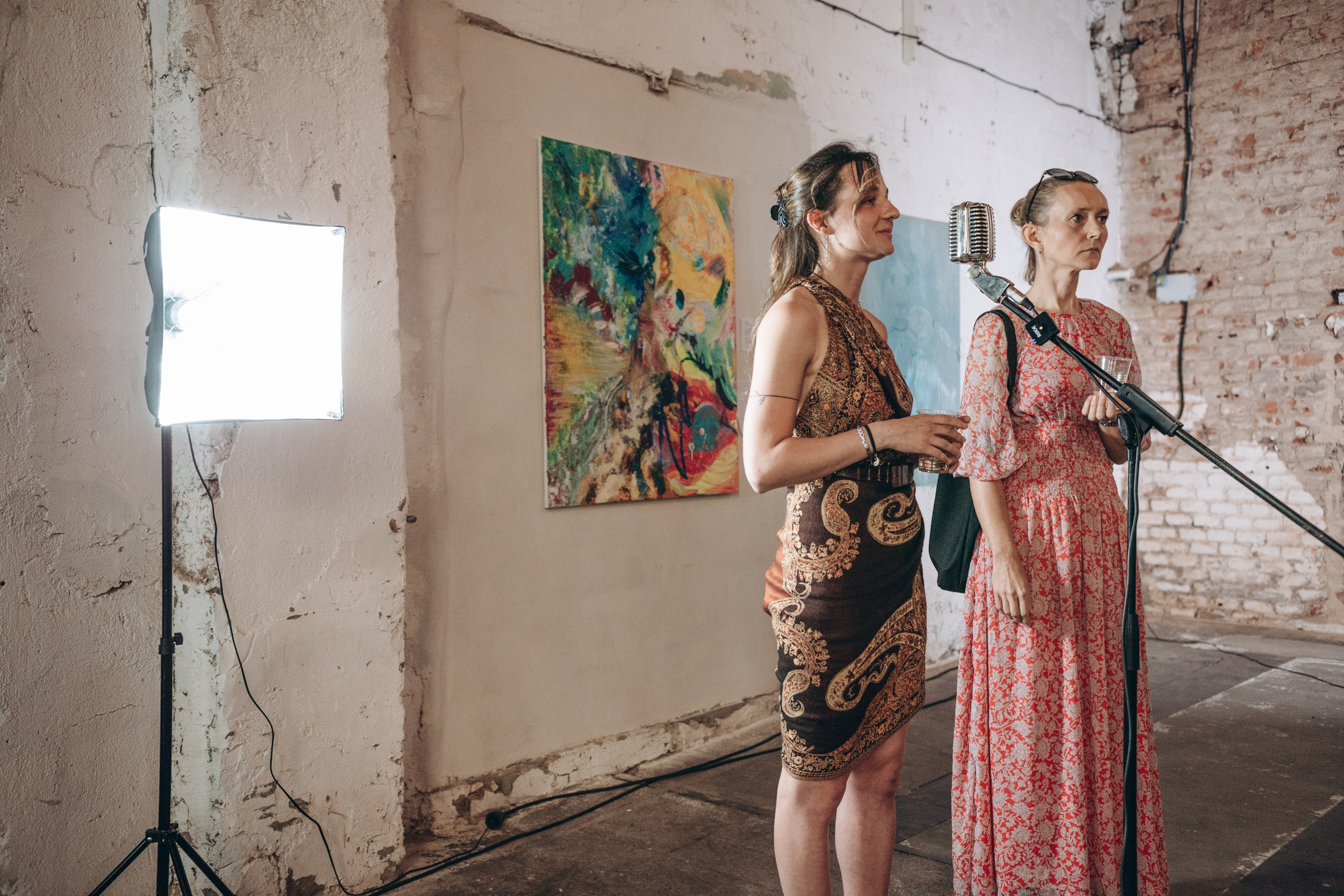 VERNISÁŽ. Dana Lišková — Empatická fotografka | Introspektivní umělkyně | Neurodivergentní koučka| Zakladatelka Artepy.cz