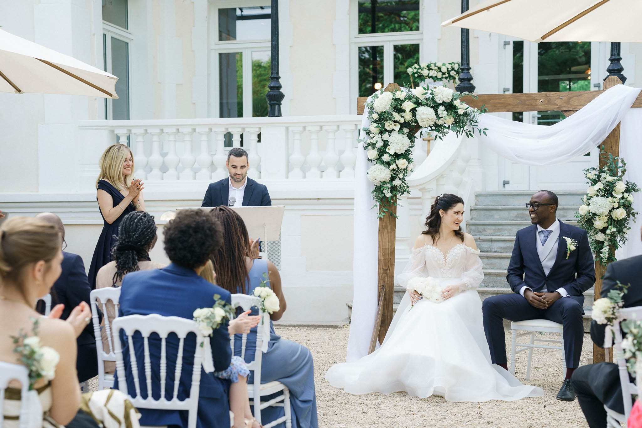 K& F, destination wedding photographer in L’Orangerie de l’Orée du Bois, France
