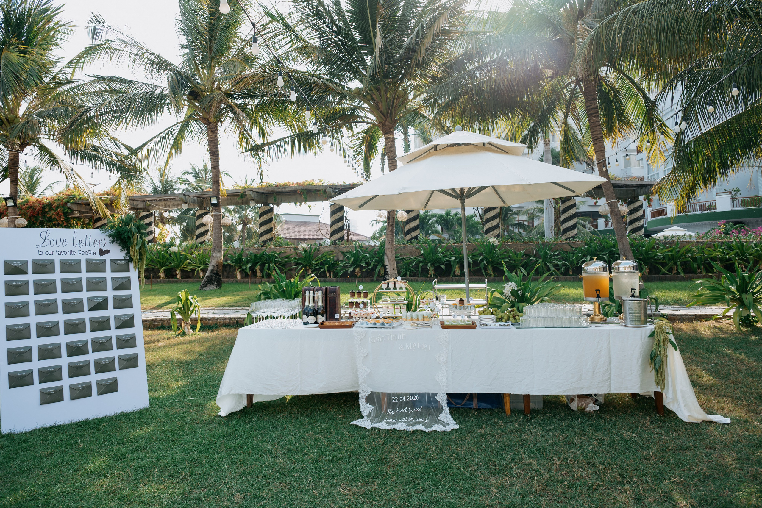 DIEU & THINH/Destination Wedding. Nhiếp ảnh gia đám cưới hàng đầu tại Thành Phố Hồ Chí Minh