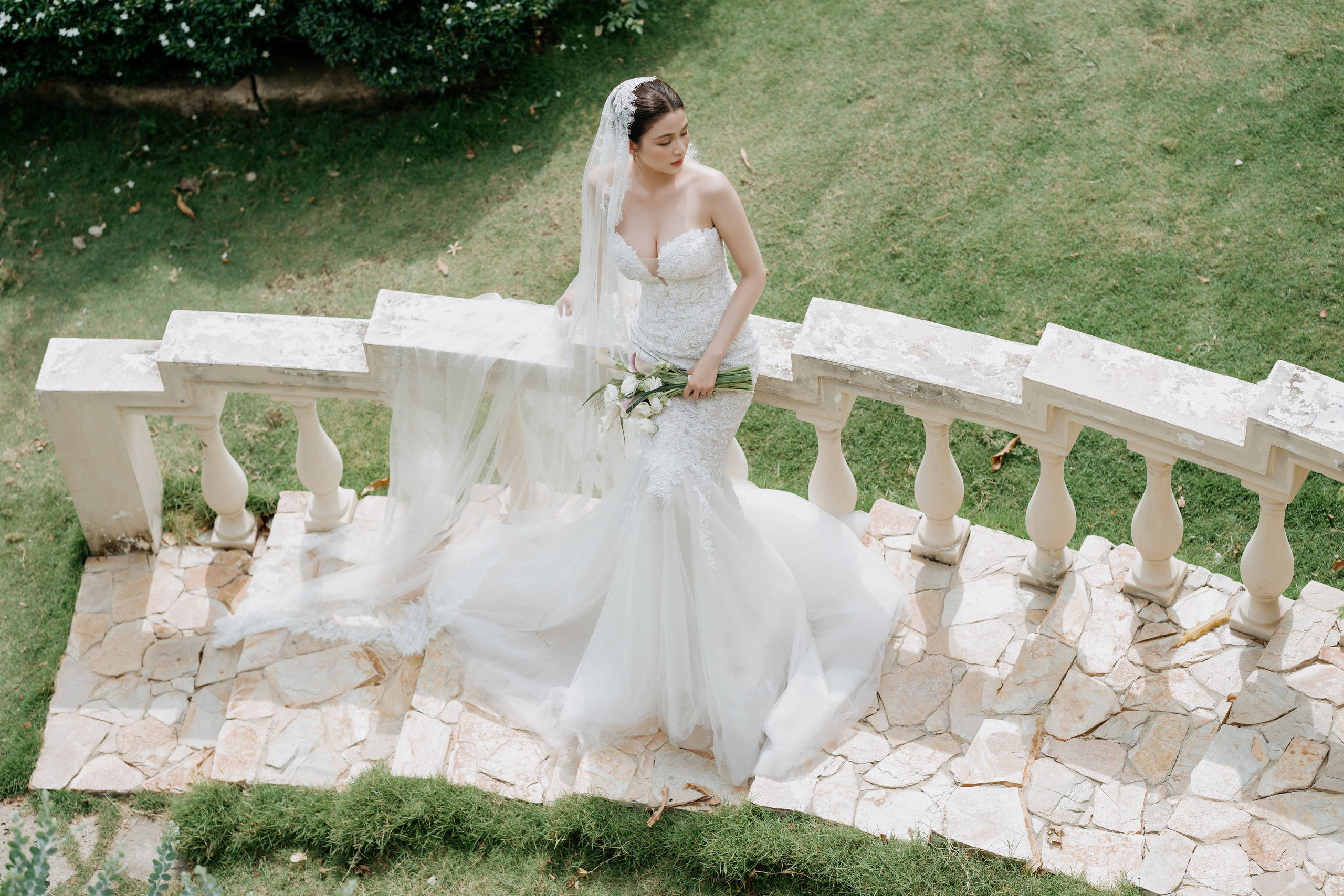 THU & NHU / An garden. Saigon Wedding Present | Art Beyond Moments