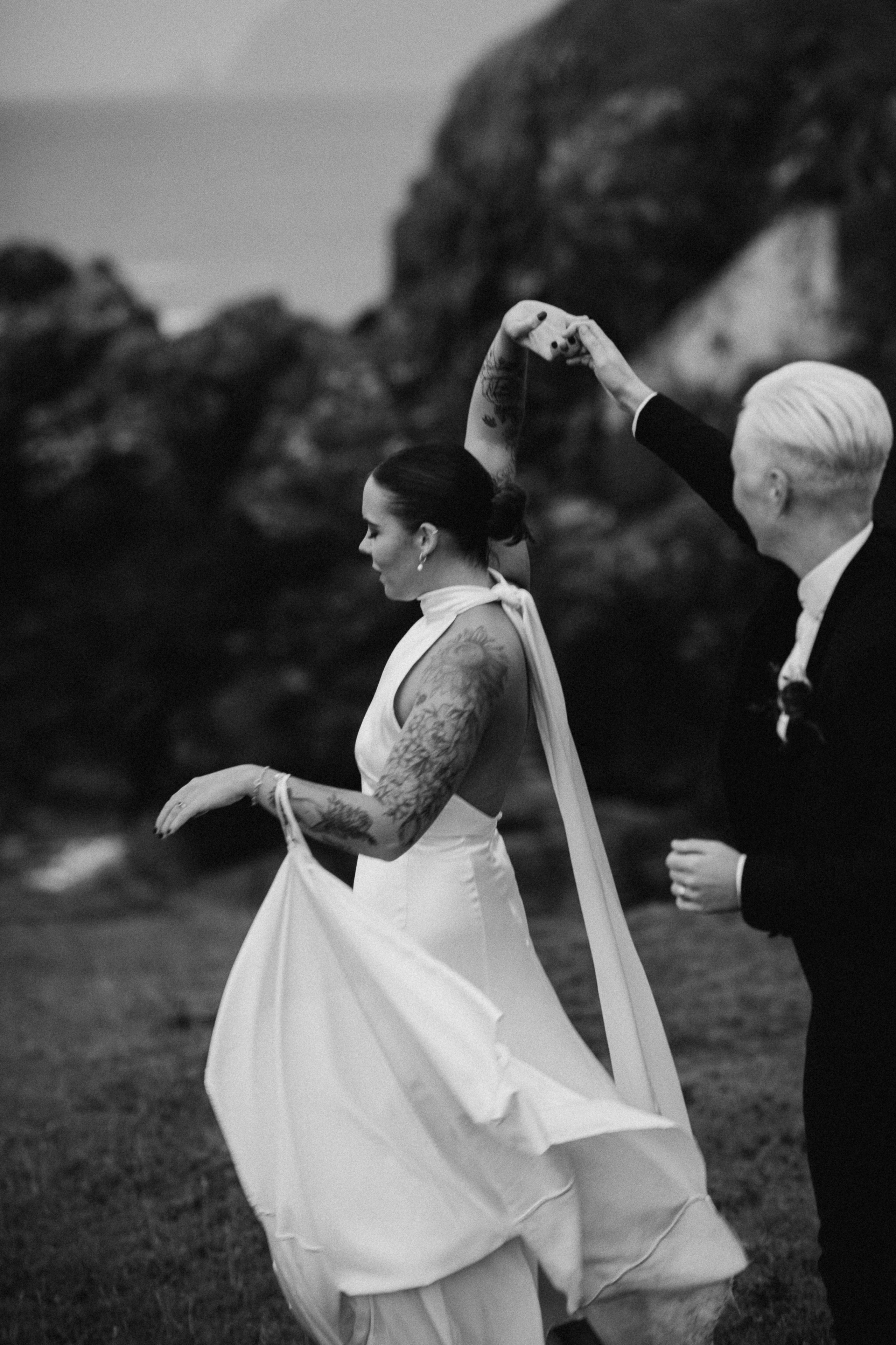 Elopement photoshoot in Ireland. Wedding & Family photographer in County Donegal and Dublin, Ireland