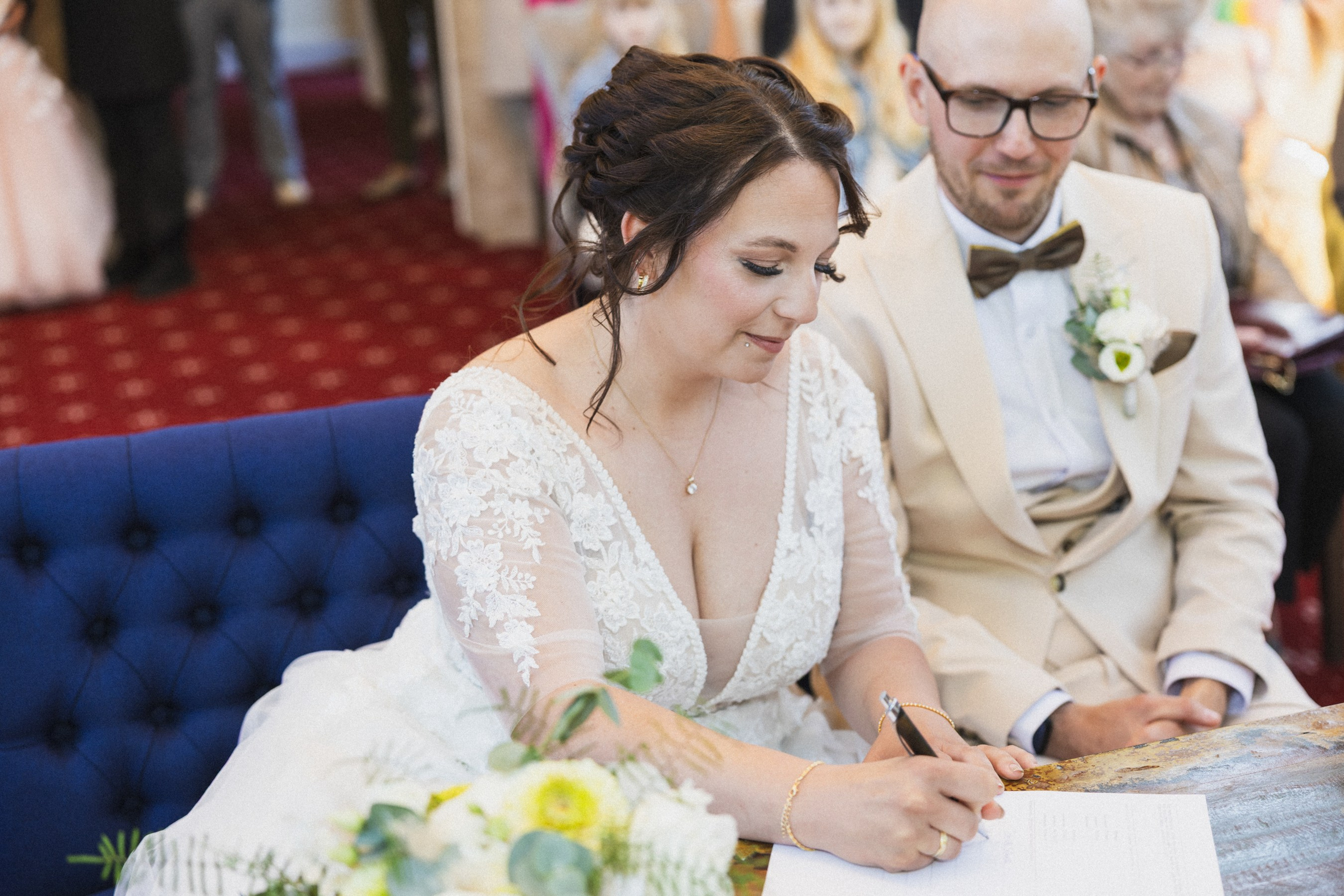 Standesamt Herford & Hücker Moor Teich – Natürliche Hochzeitsfotos & Emotionale & Reportagen. Hochzeitsfotografin in Gütersloh | Authentische Hochzeitsreportagen | TK Photographie