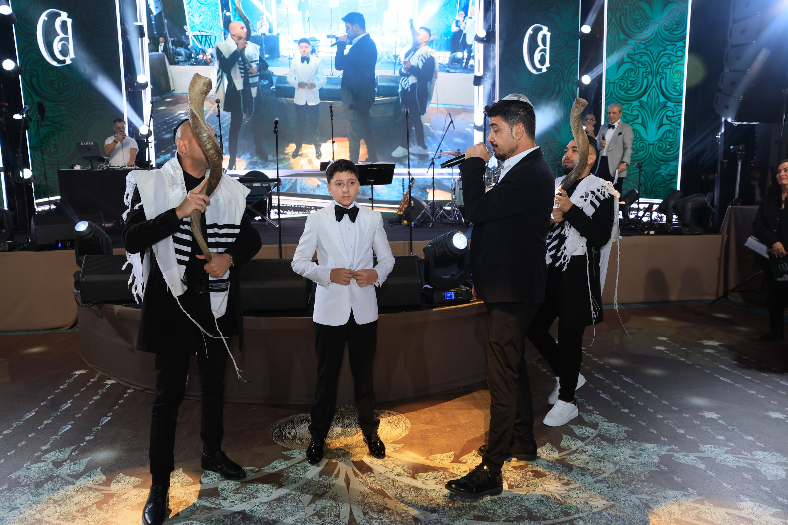 DANIEL. Фотографы на свадьбы и мероприятия Студия «Шалом»