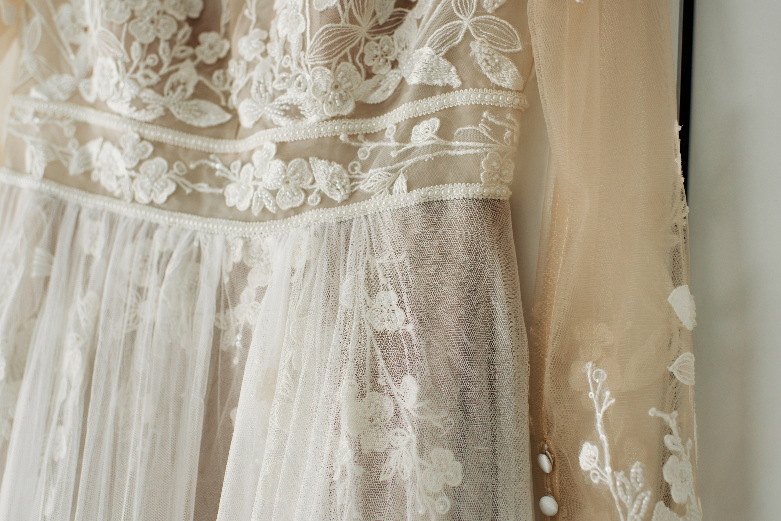 Iris and Helgi. Michalina Dzianach Wedding Photographer Iceland