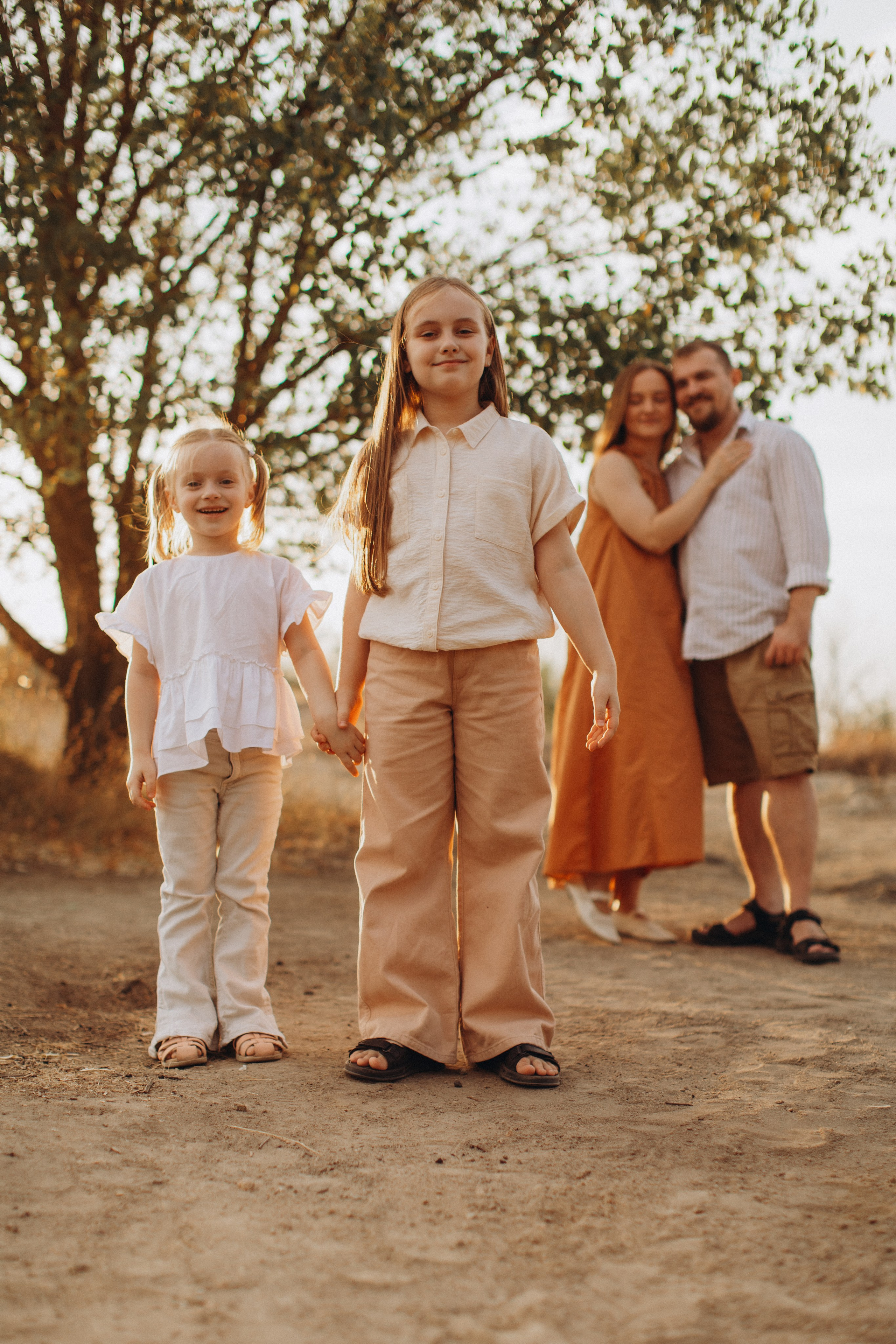 Ніколь Полінка Зіна Олександр. Сімейний фотограф Світлана Садовнікова