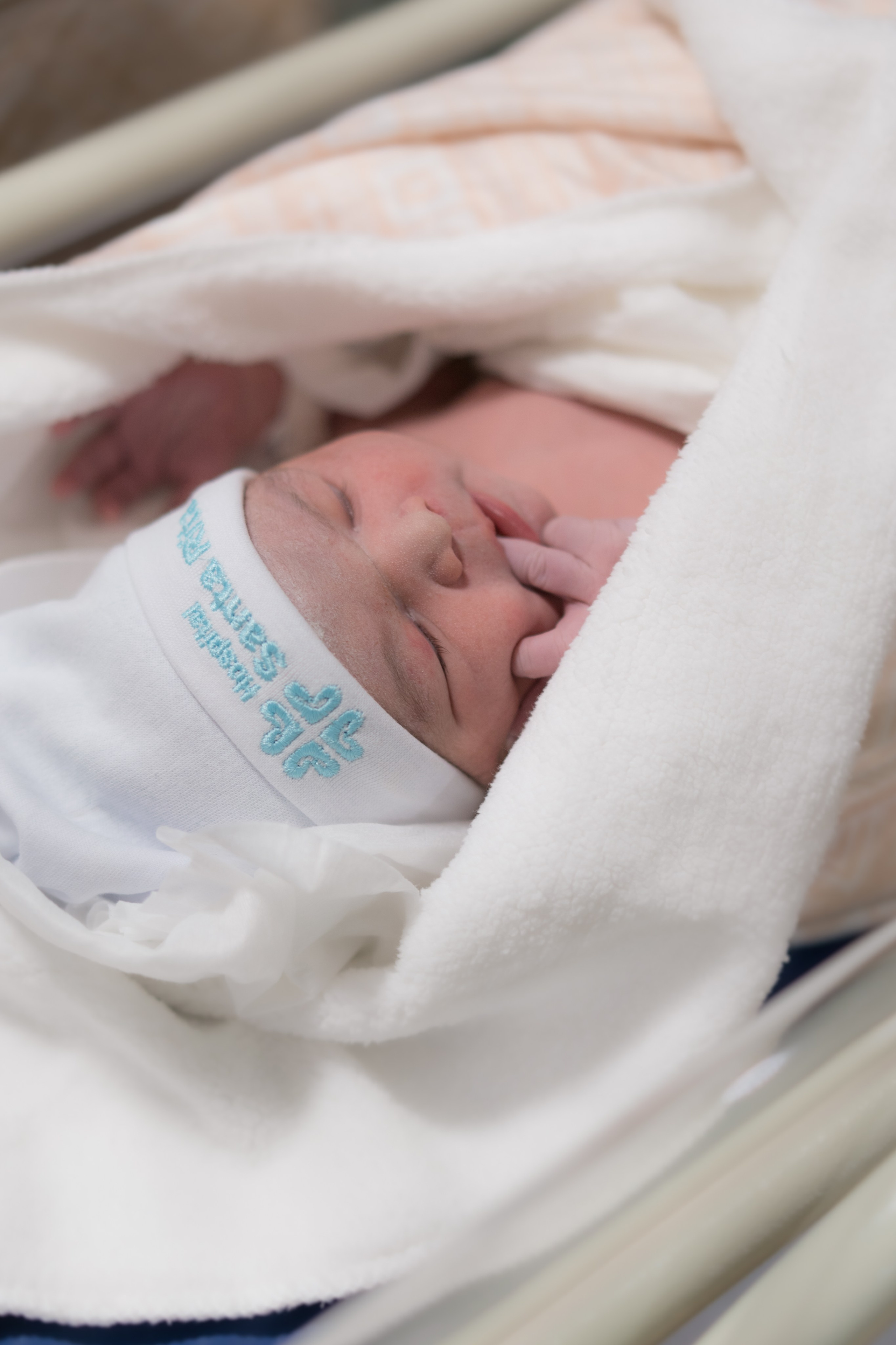 2024-10-25 | Parto — Elisa. Lembrar não é só ver. É sentir de novo