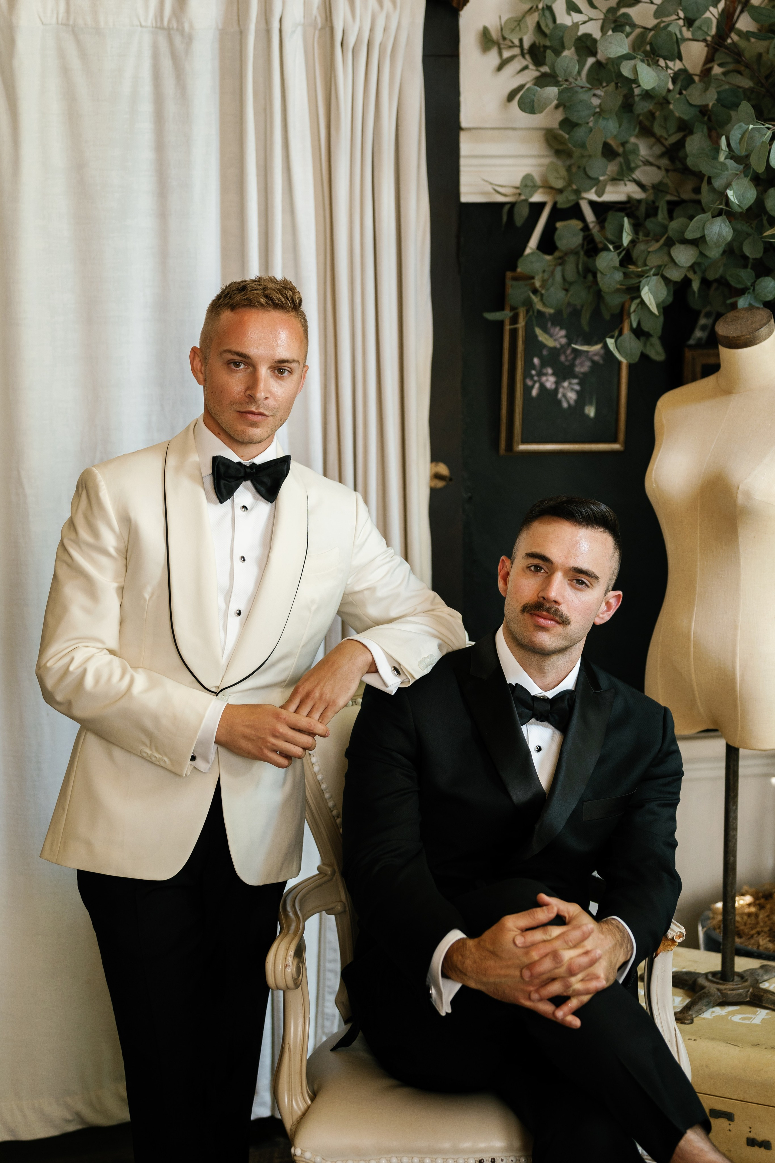 LGBT wedding photographer in California. Wedding Photography & Videography Team in California, Los Angeles, San Francisco, San Diego and Travel