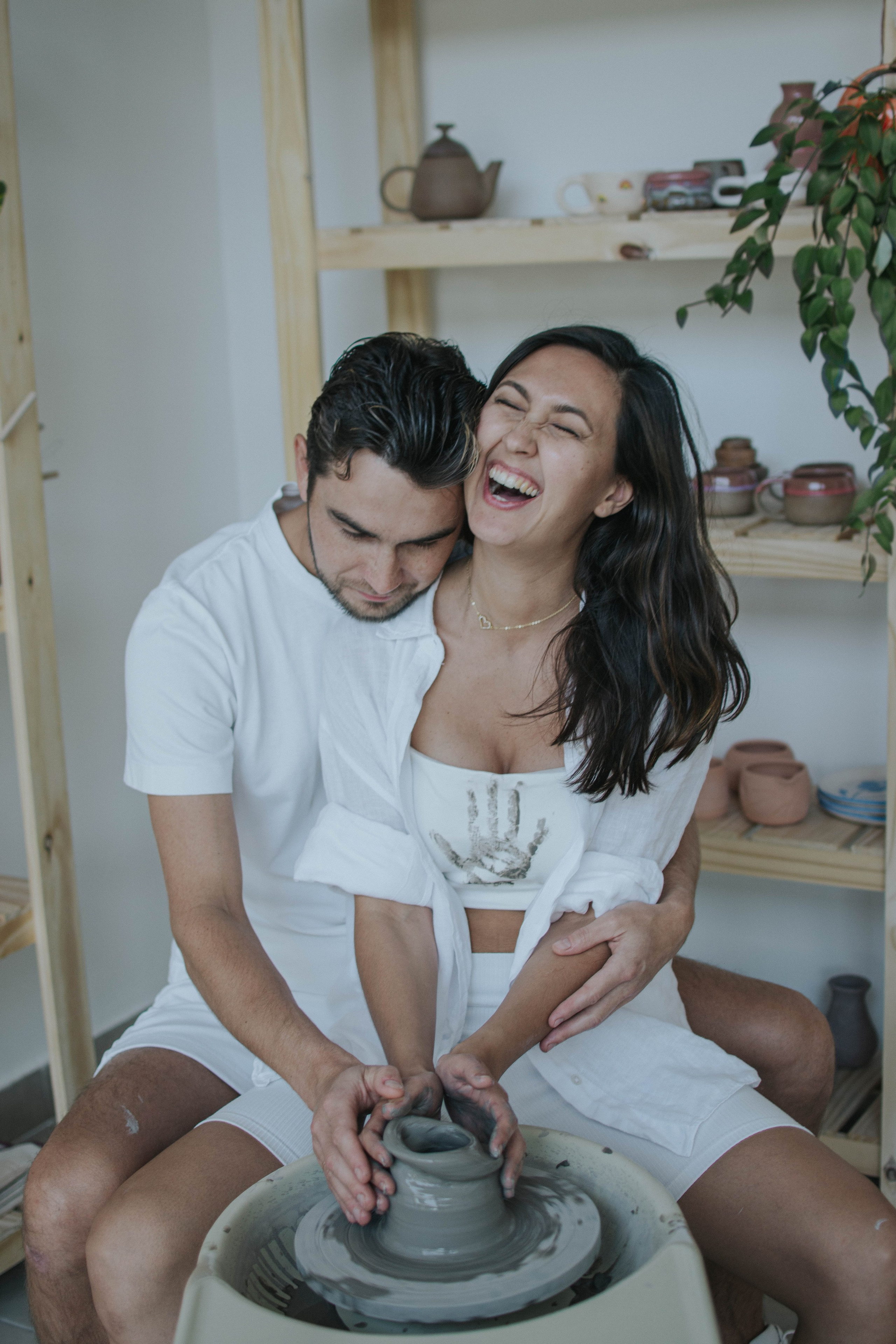 Family pottery shoot. Buenos Aires. Photographer @elmirkami in the city of Buenos Aires