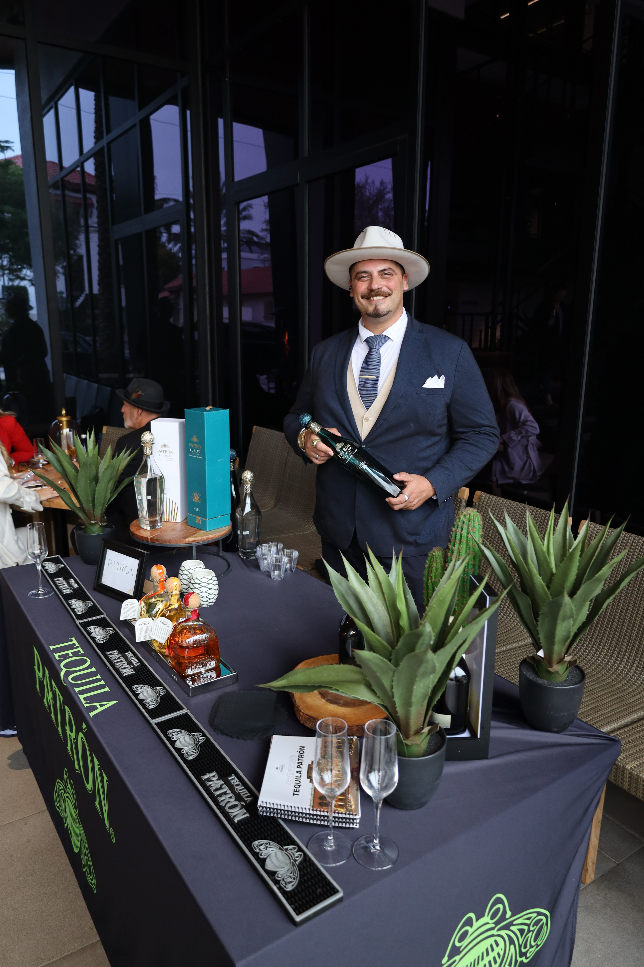 Grand Opening Warren Delray. Out and About 239