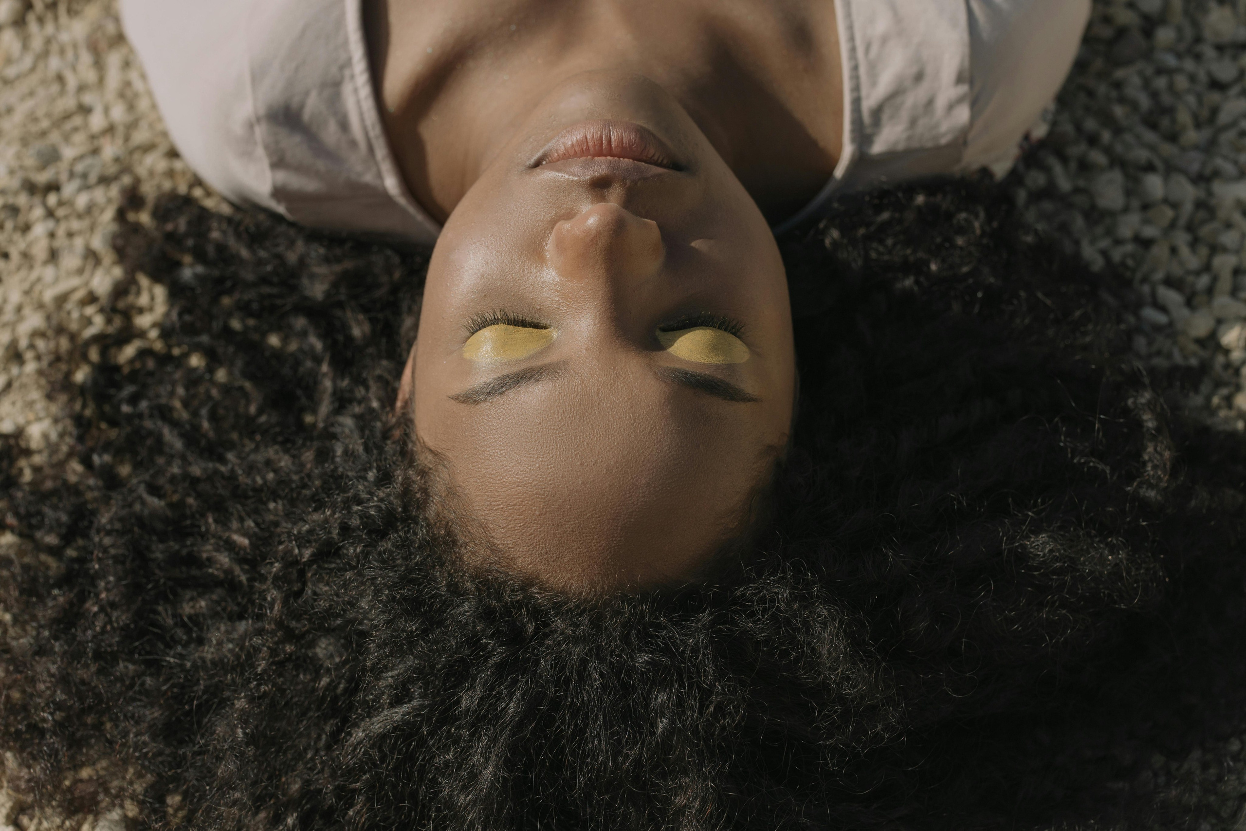 Desert dream: artistic fashion photoshoot. Alice Bell — Wedding photographer in New York