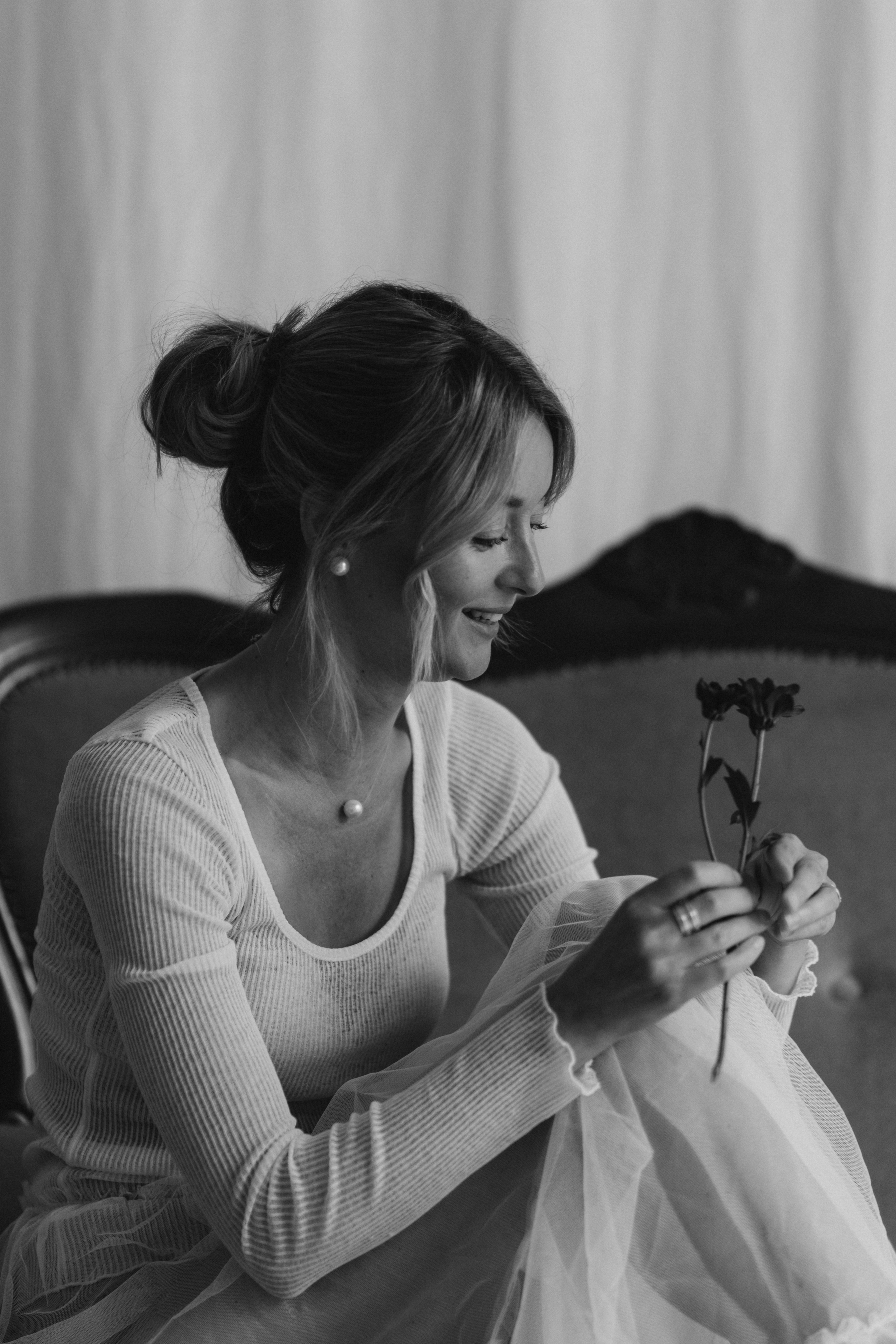 Olga. Wedding and potrait photographer in Helsinki Vickan O