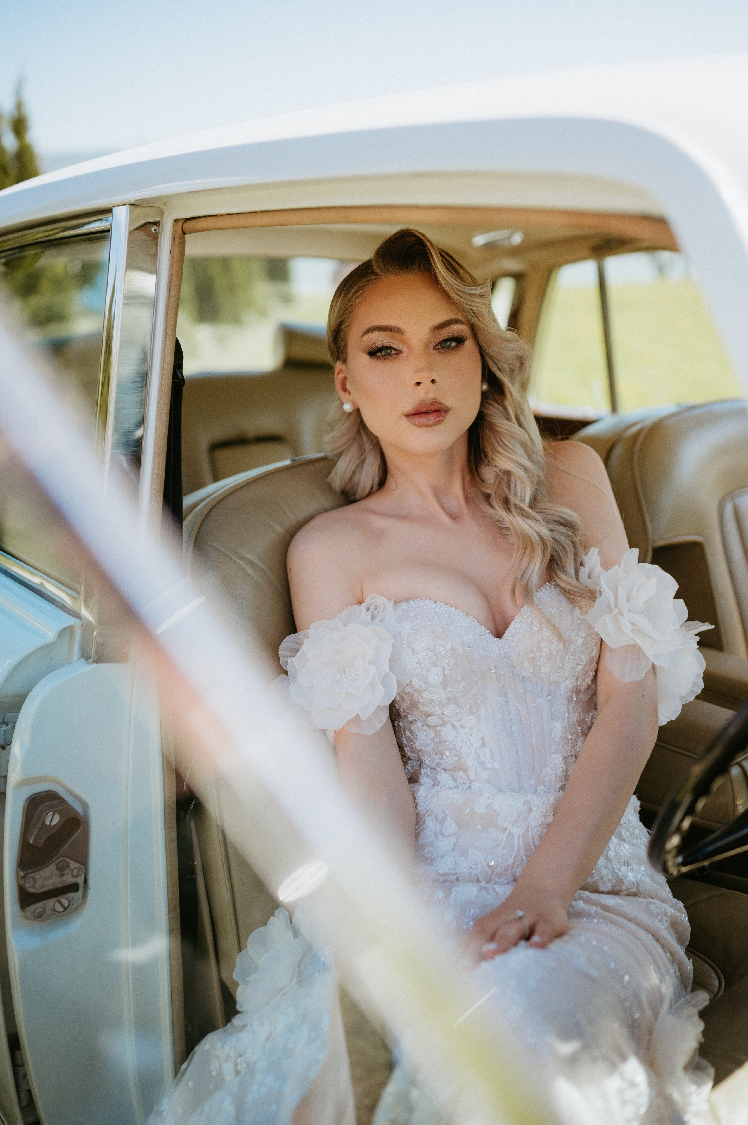 Cristina – Ședință foto bridal editorial | Valentin Melen. Valentin Melen - fotograf de nunta 🤍