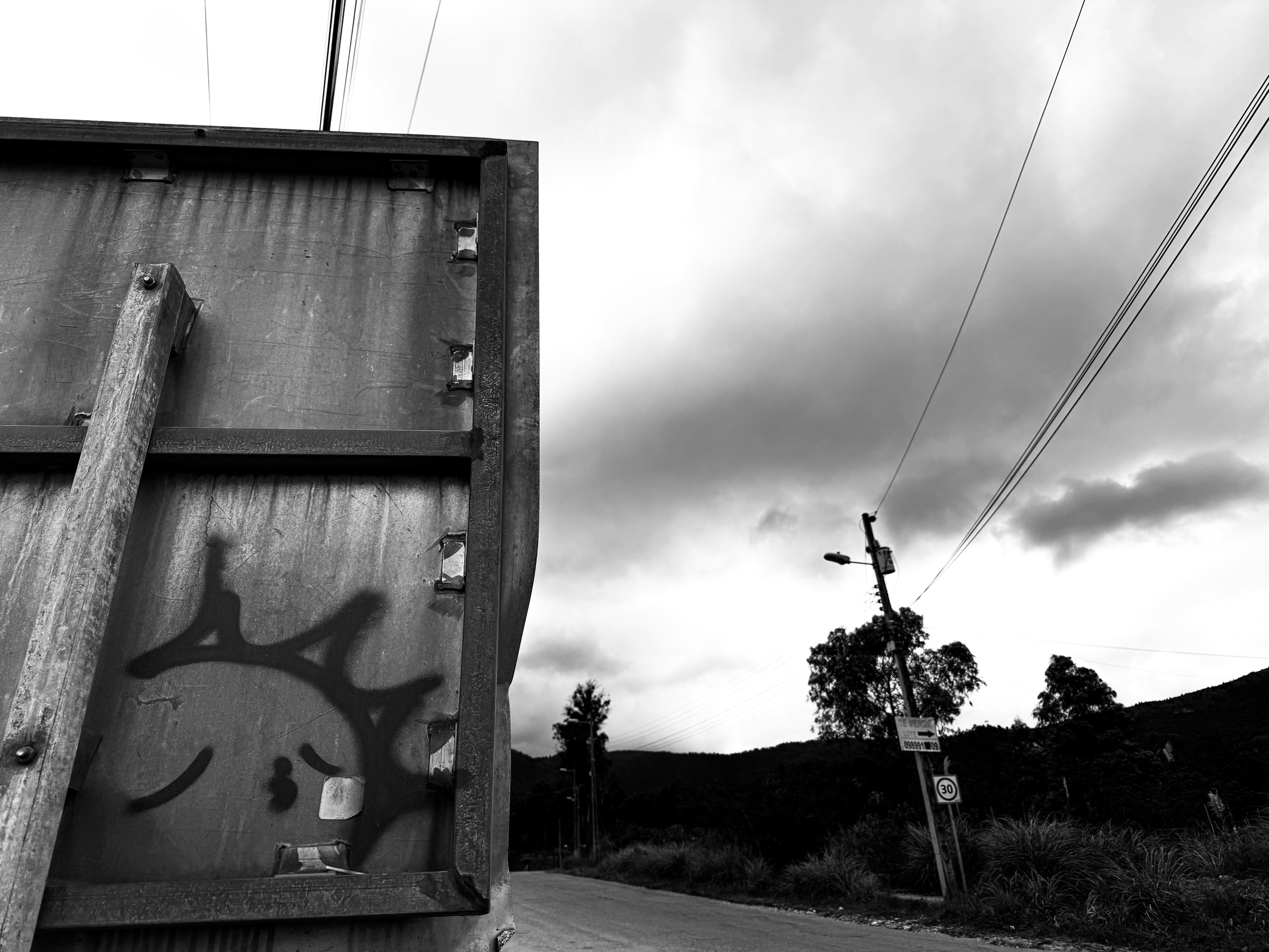 Black and White Street Photography | Jordy Chuquimarca. Jordy Chuquimarca Fotografía