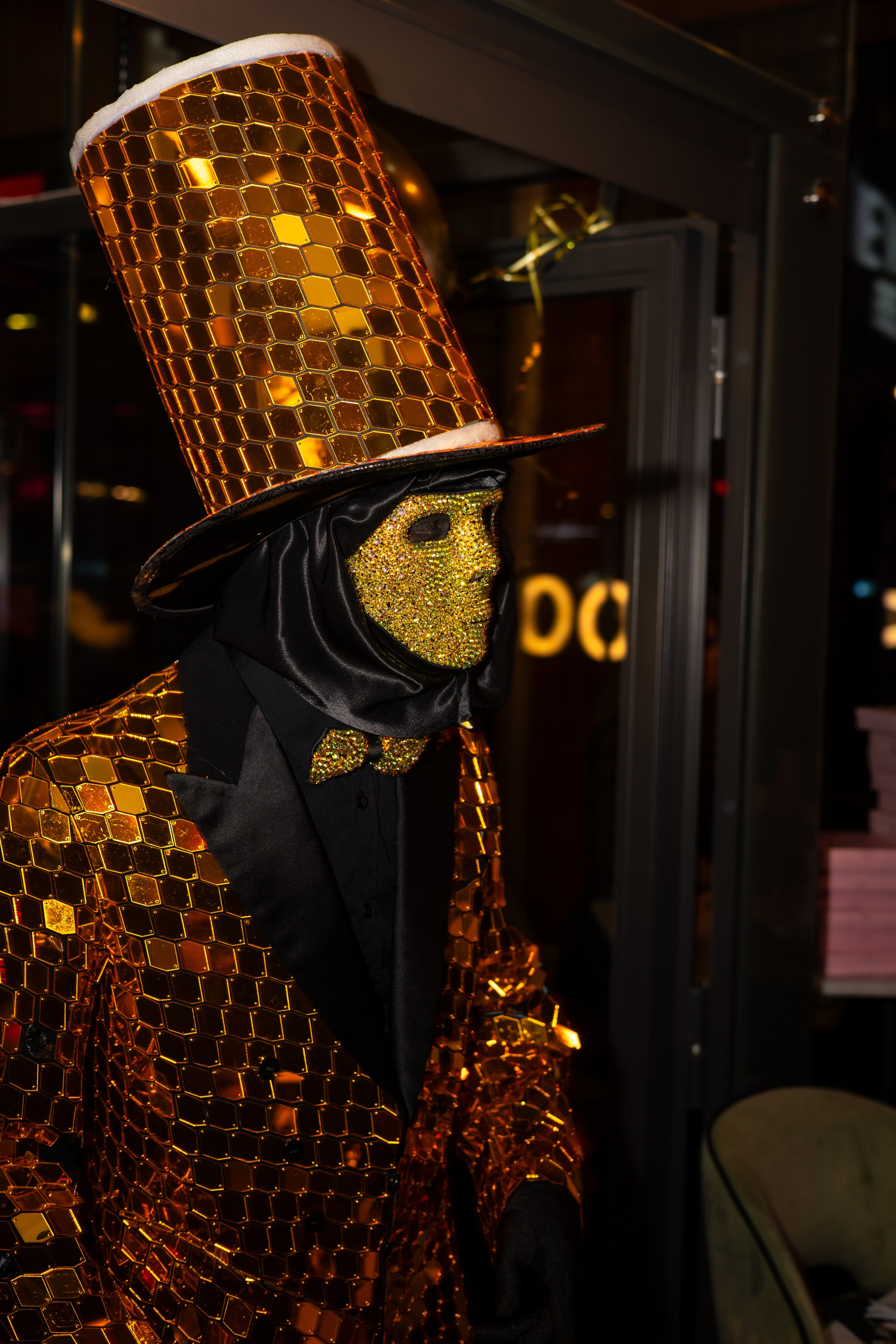 Golden Prelude Plaza. Iryna Zhyvora | Photographer | Stockholm