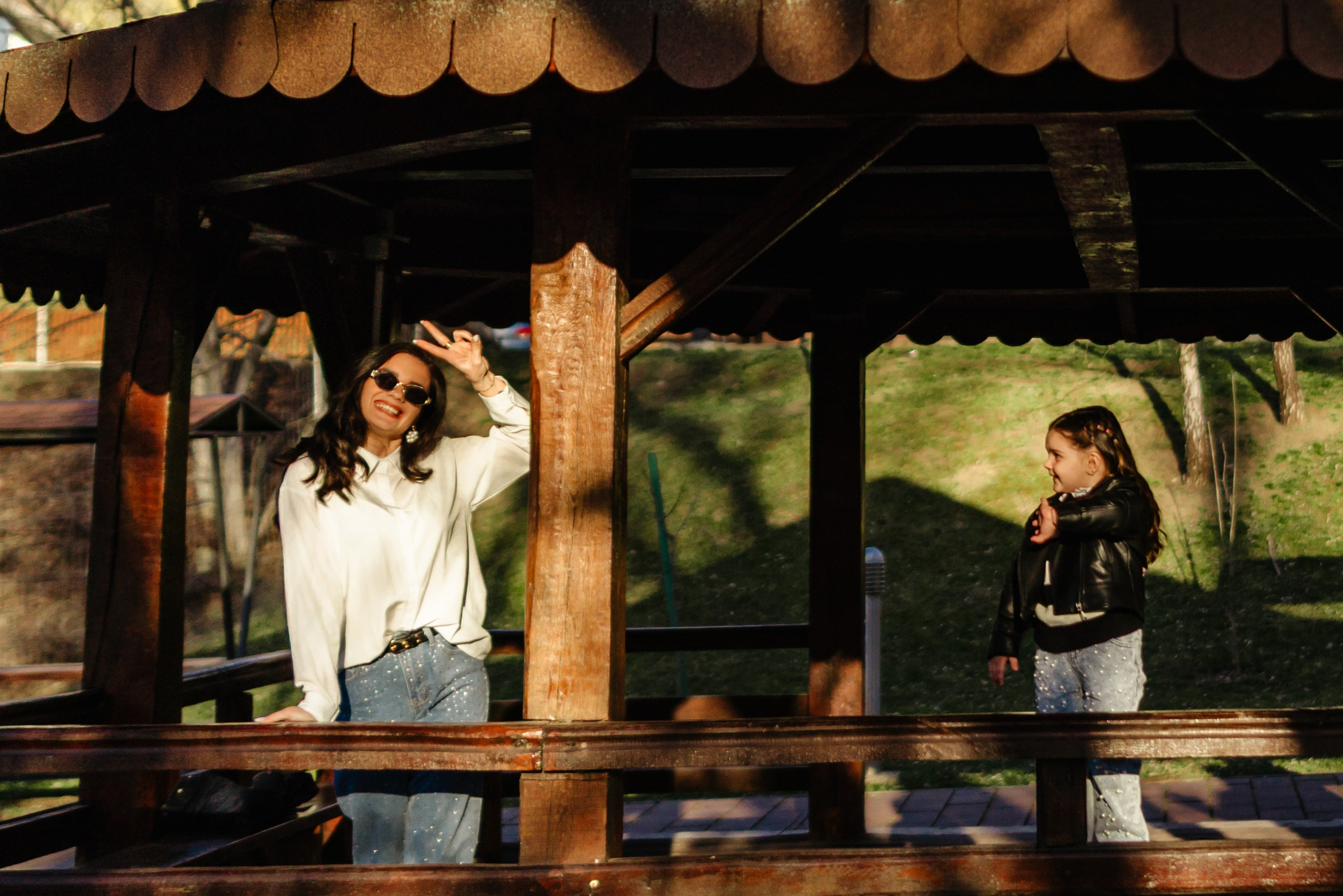 Sara’s Family. Foto-Video Nunta Iasi, Suceava, Bucuresti / Disponibilitate 2025 — 2026 — 2027