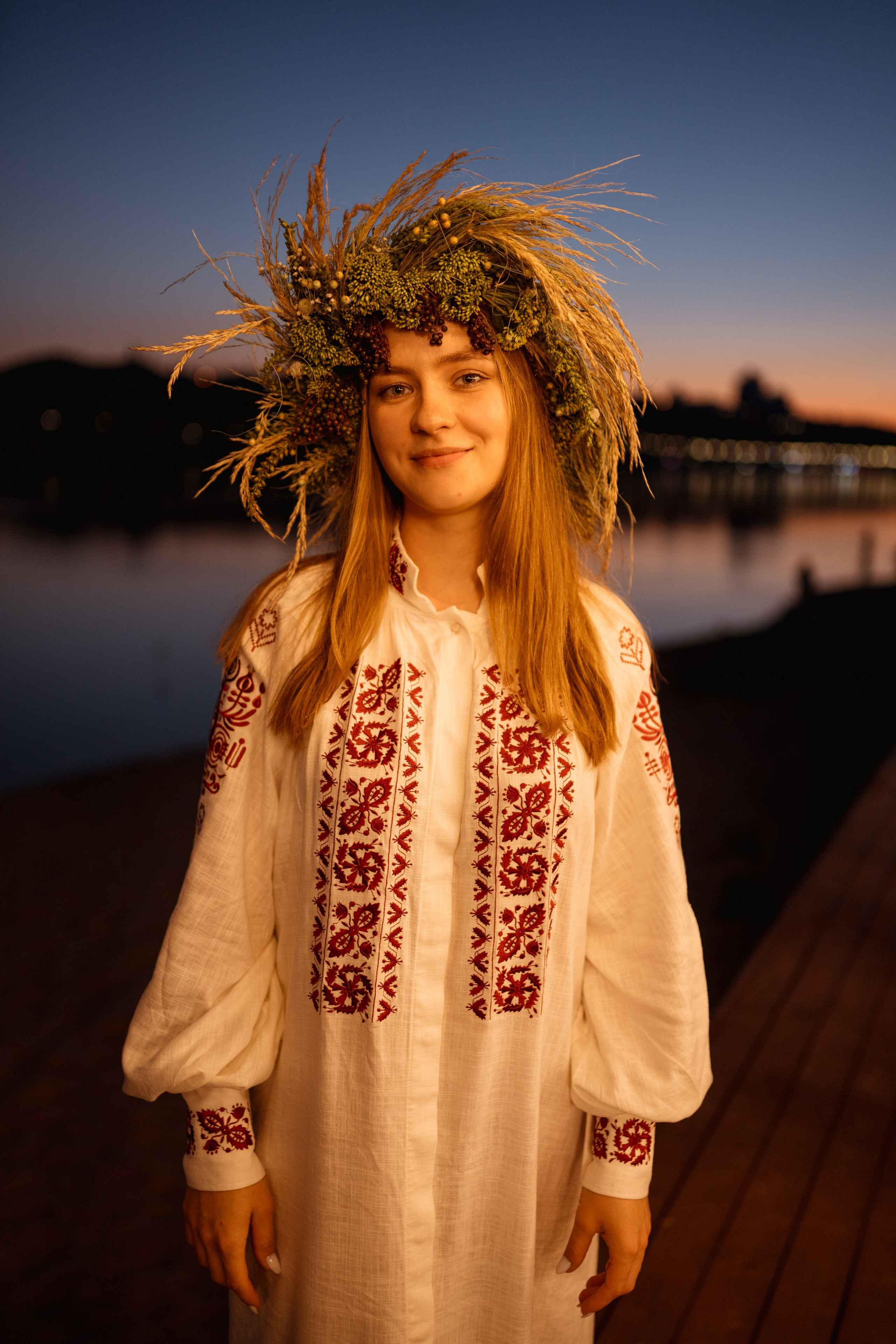 Milk Bar Party. Kostiantyn Holinchenko. Reportage and portrait photographer