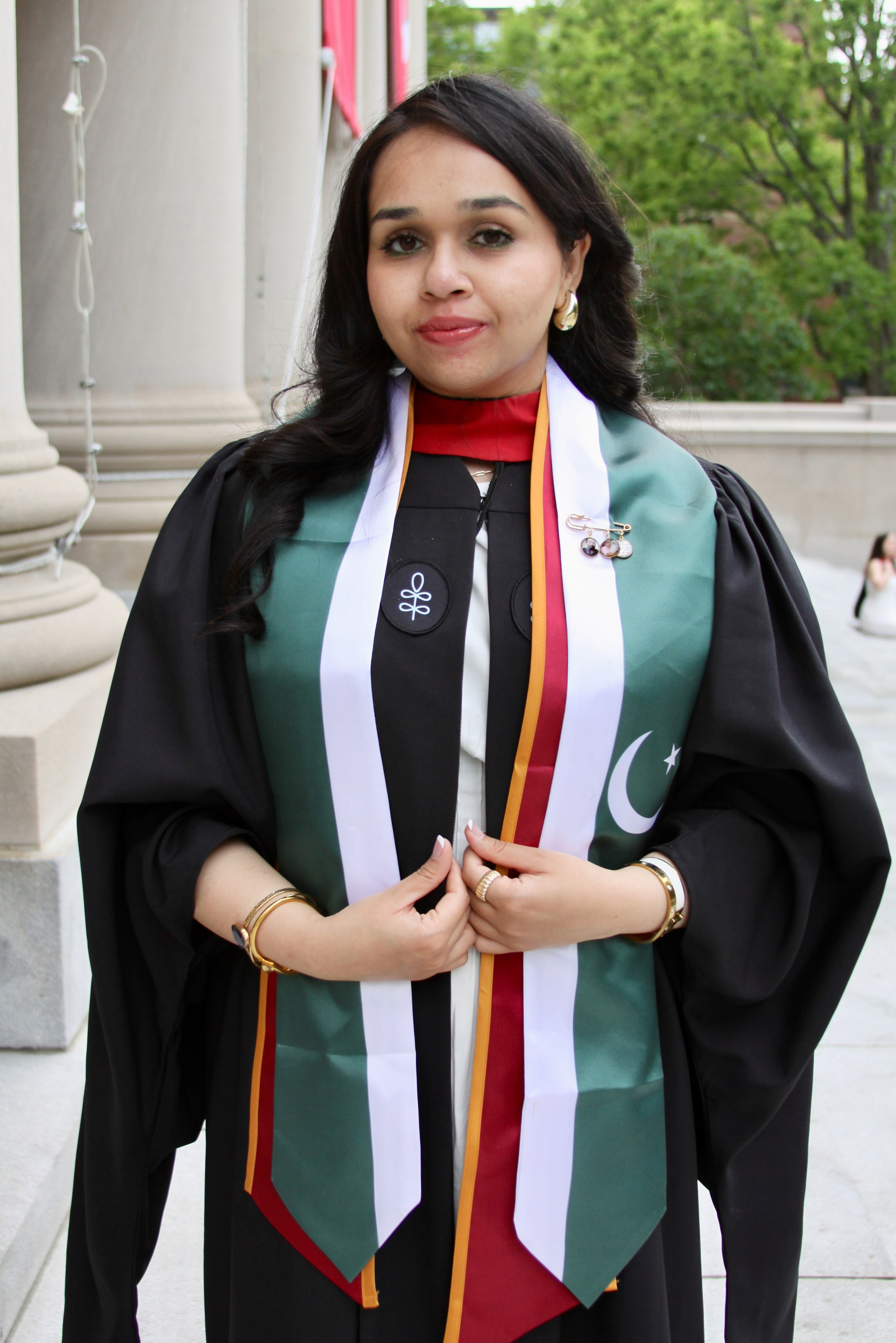 Masters graduation with Sadaf (part of group shoot). Kelly Sang, graduation and portrait photographer in Boston