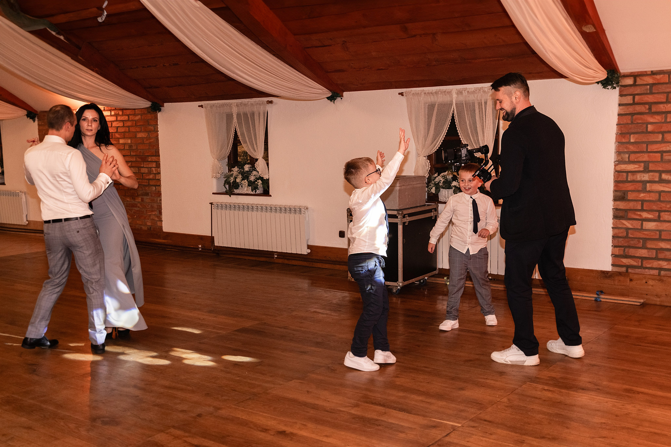 Karolina & Jarek. VideofotKA.pl