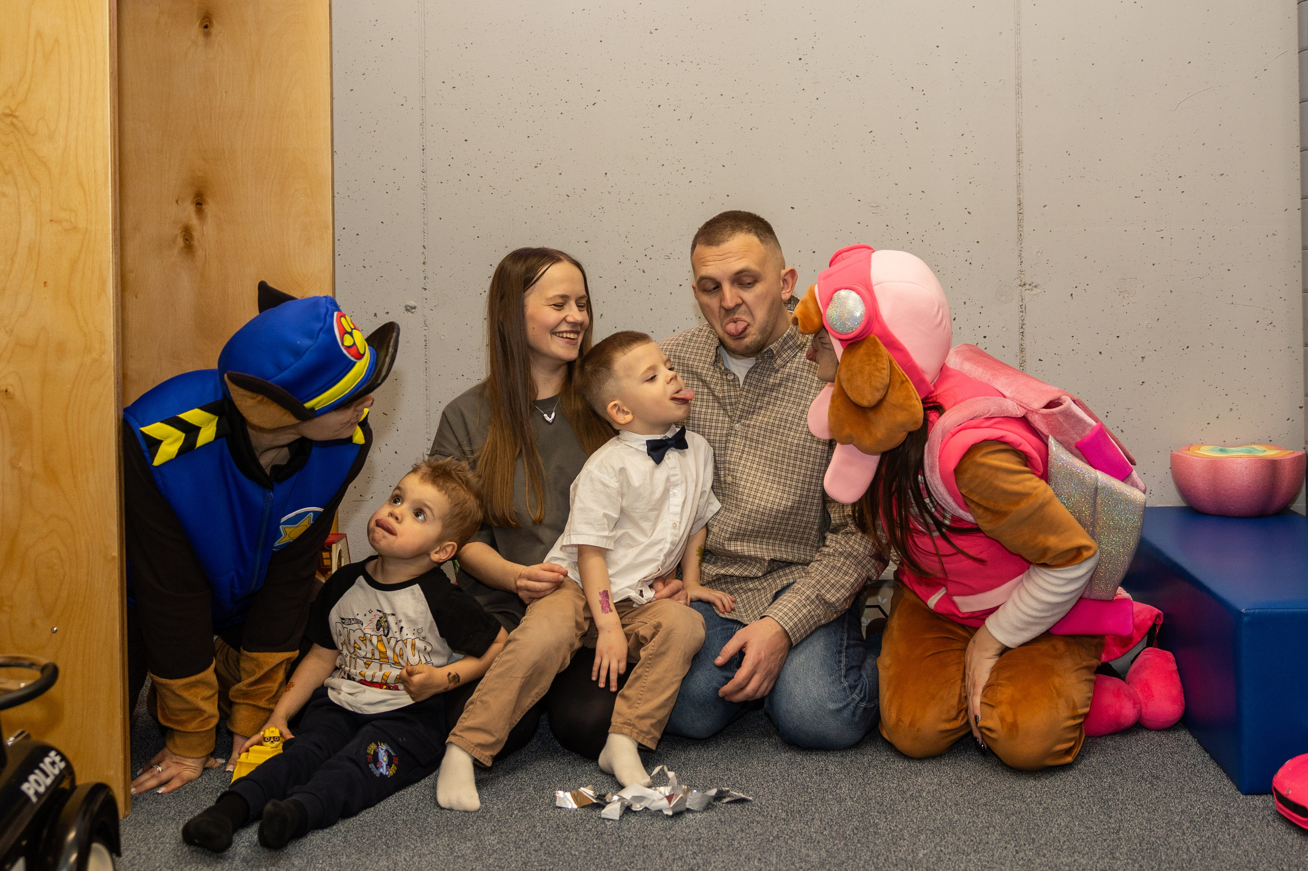 День рождения Артёма 24 января 2026 года. Семейный и детский фотограф в Варшаве Мила Бобровская