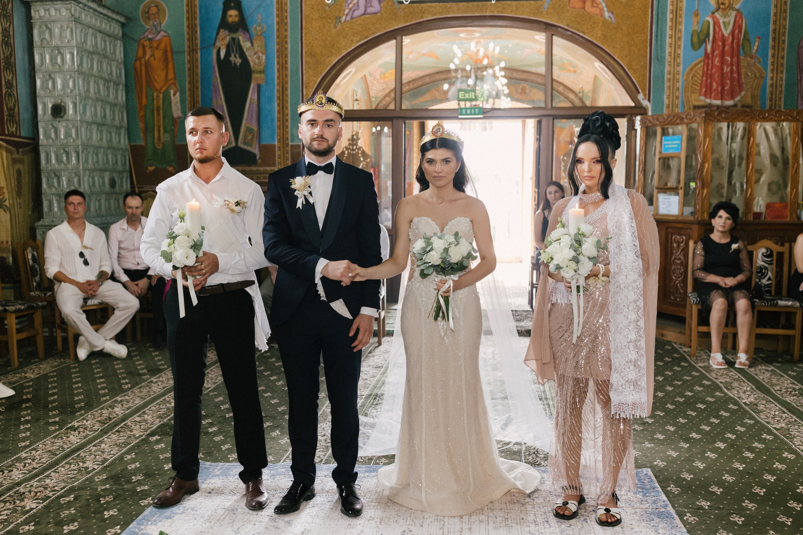 1. Mireasa Adriana în timpul pregătirilor de nuntă în Tudora Botoșani2. Costumul mirelui Ionuț fotografiat artistic în ziua nunții3. Prietenii mirelui la tradițiile de nuntă în Tudora4. Bărbieritul mirelui în cadrul obiceiurilor tradiționale de nuntă5. Fotografii de familie la biserică în ziua nunții6. Portret de familie cu mirii și copilul lor la nunta din Botoșani7. Primul dans al mirilor la Mariage Dor Baisa Botoșani8. Decor elegant de nuntă la Mariage Dor Baisa9. Emoții și tradiții la nunta din Tudora județul Botoșani10. Fotograf profesionist de nuntă în Botoșani surprinzând momente autentice - otograf-nunta-botosanifotograf-evenimente-botosanifotograf-profesionist-botosanifotograf-nunta-tudoranunta-tudora-botosanisedinta-foto-nunta-botosanipoze-nunta-botosanifotografii-nunta-tudorafotograf-cununie-religioasa-botosanibiserica-sfintii-imparati-constantin-si-elena-tudoramariage-dor-baisa-botosanirestaurant-nunta-botosanidansul-mirilor-mariage-dorpregatiri-mire-botosanipregatiri-mireasa-botosanitraditii-nunta-moldovaobiceiuri-nunta-tudorafotograf-familie-nunta-botosaniportret-miri-botosanigalerie-foto-nunta-botosanialbum-foto-nunta-botosaninunta-eleganta-botosaninunta-cu-traditii-botosanifotograf-premium-nunta-botosaniservicii-foto-video-botosanipoveste-de-nunta-botosanifotograf-documentar-nuntafotograf-natural-emotionalmiri-ionut-si-adriananunta-autentica-tudora -otograf-nunta-botosanifotograf-nunta-tudoranunta-tudora-botosanifotograf-evenimente-botosanifotograf-profesionist-botosaniservicii-foto-video-botosanigalerie-foto-nunta-botosanialbum-foto-nunta-botosani - nunta-autentica-botosaninunta-cu-traditii-botosanipoveste-de-nunta-botosanifotografii-emotionante-nuntamomente-autentice-nuntafotografie-documentara-nuntafotograf-natural-nunta- pregatiri-miri-tudorabiserica-tudora-botosanicununie-religioasa-tudoramariage-dor-baisa-botosanipetrecere-nunta-botosanivalsul-mirilor-botosani - alino-foto-studio-botosaniionut-si-adriana-nunta-tudorafotograf-alin-chirila-botosani