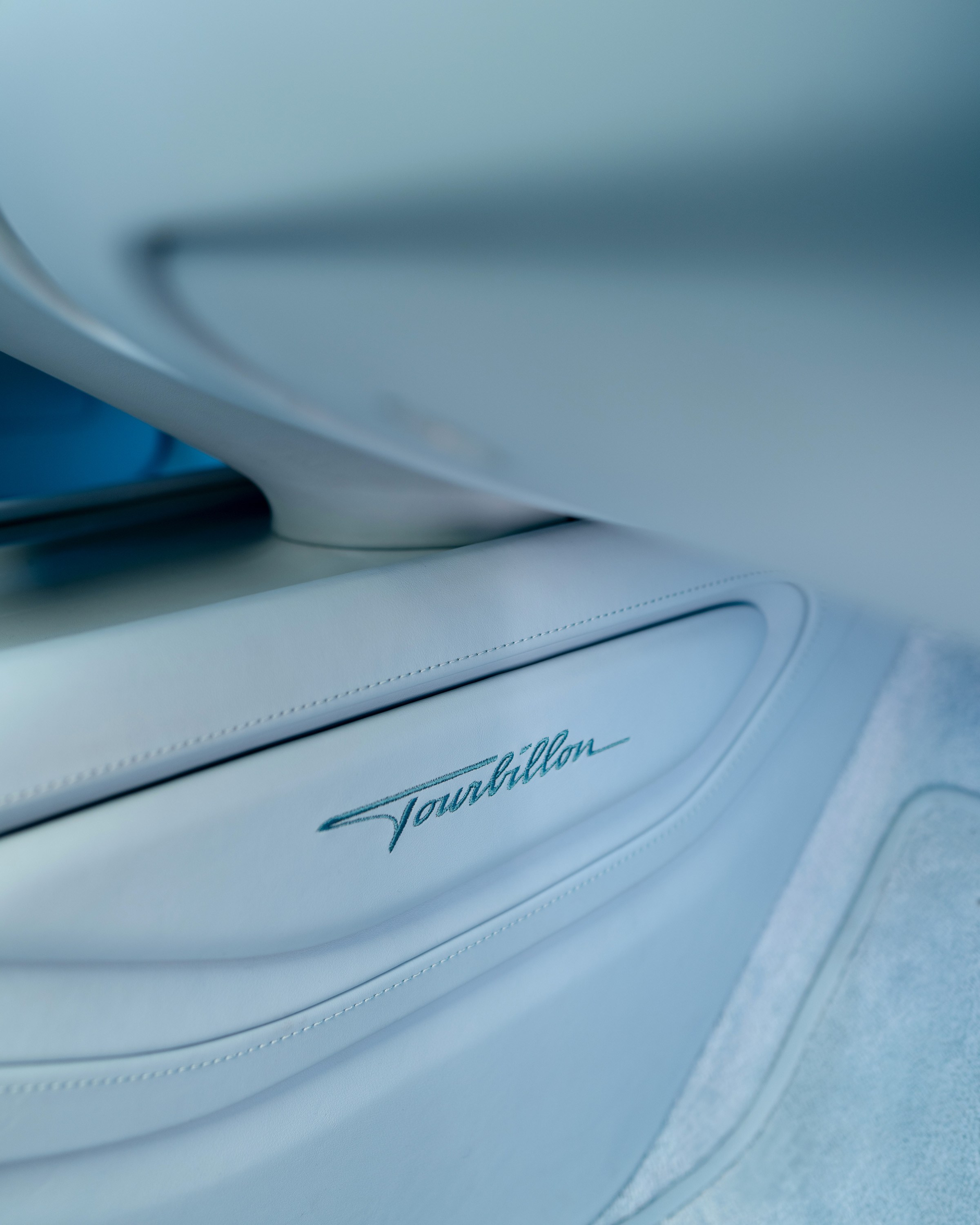 BUGATTI. WORLDWIDE COMMERCIAL AUTOMOTIVE PHOTOGRAPHER